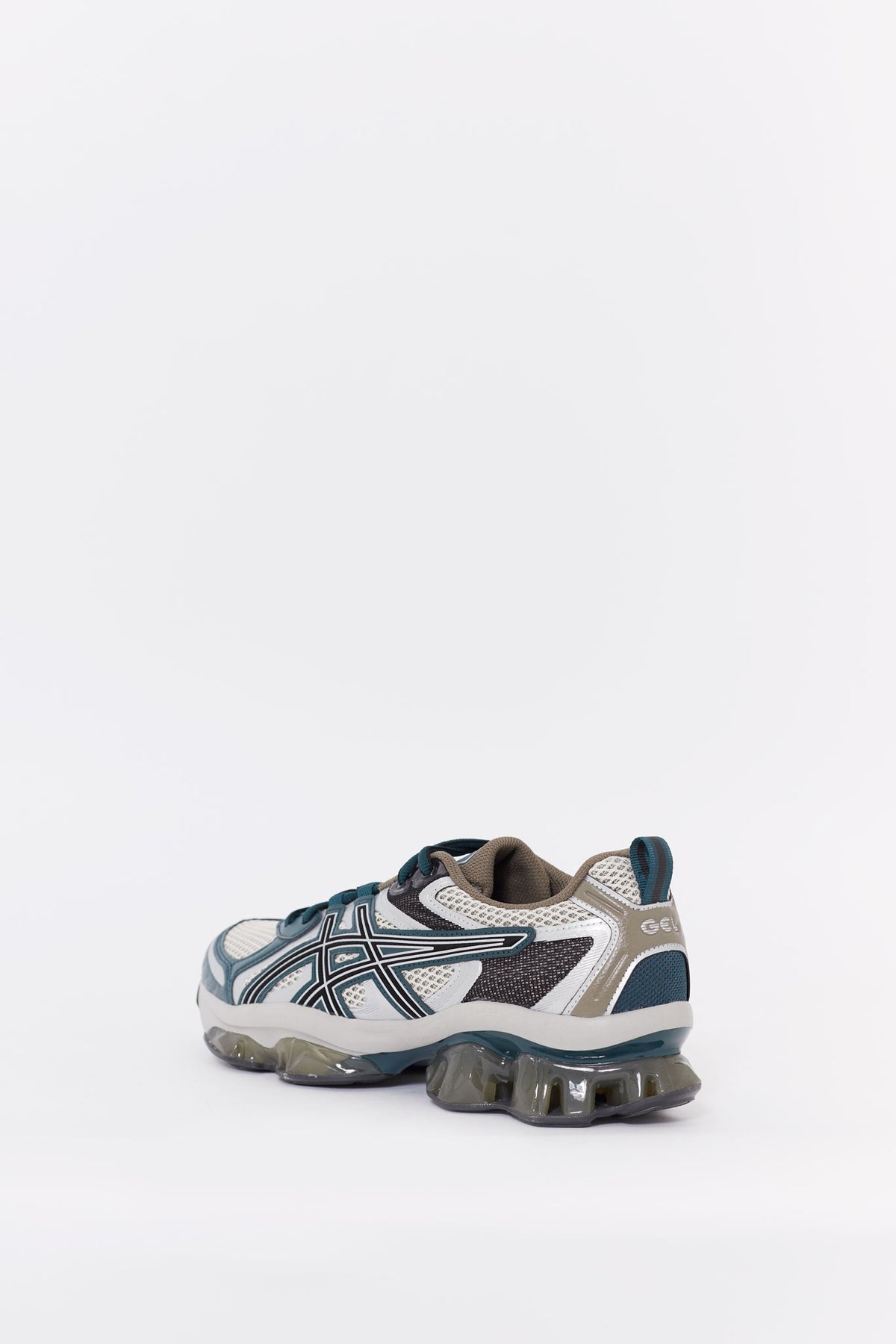ASICS OATMEAL GEL QUANTUM KINETIC SNEAKERS