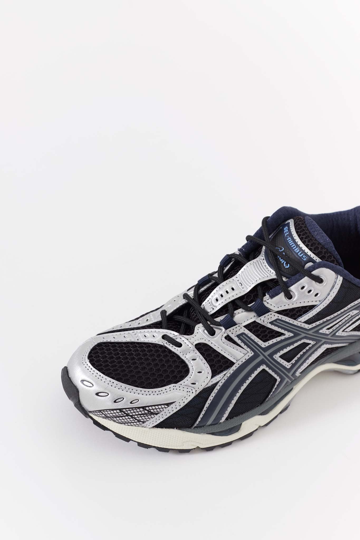 ASICS BLACK MIDNIGHT GEL NIMBUS 101 SNEAKERS