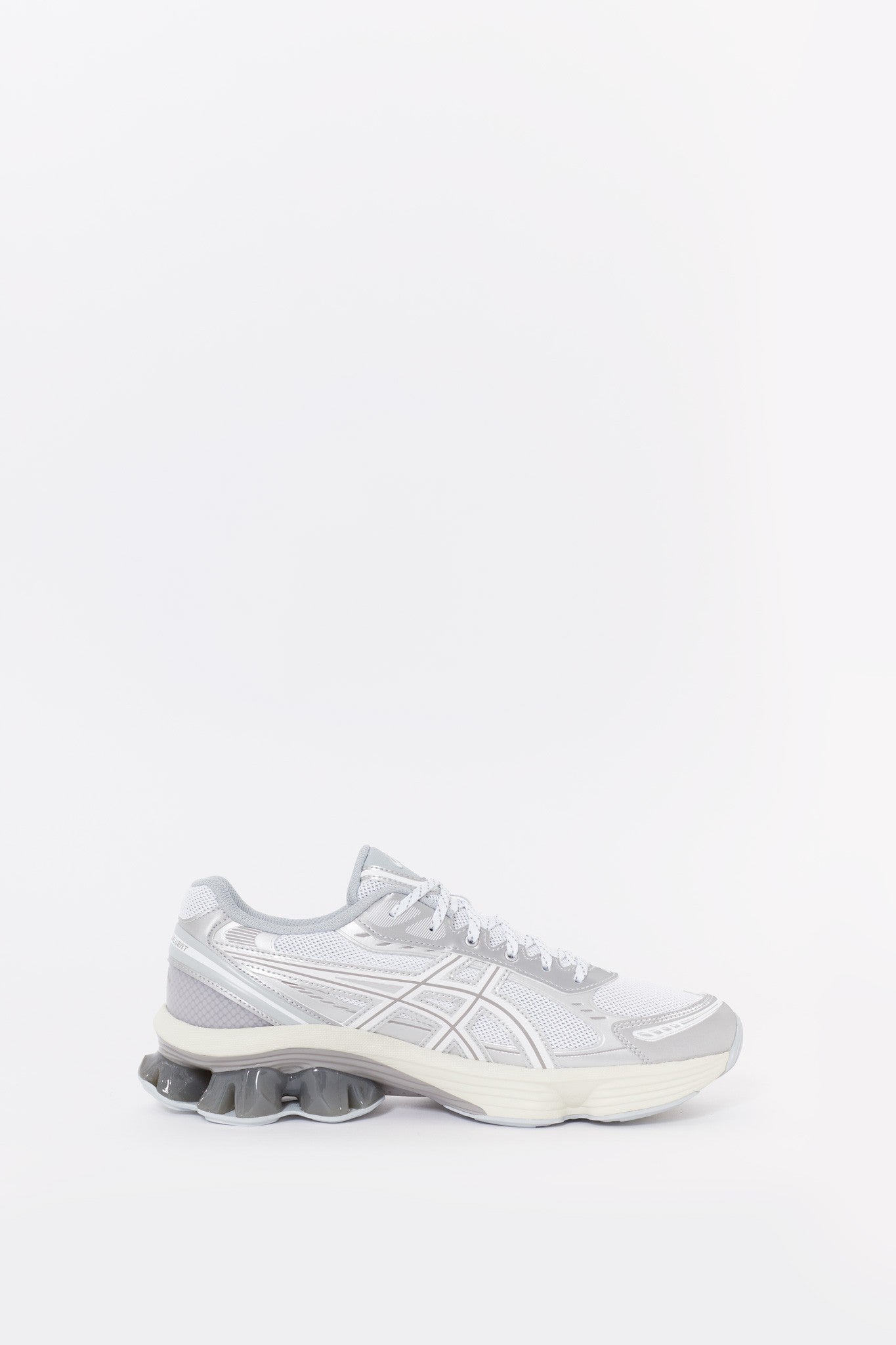 ASICS WHITE GEL KINETIC FLUENT SNEAKERS