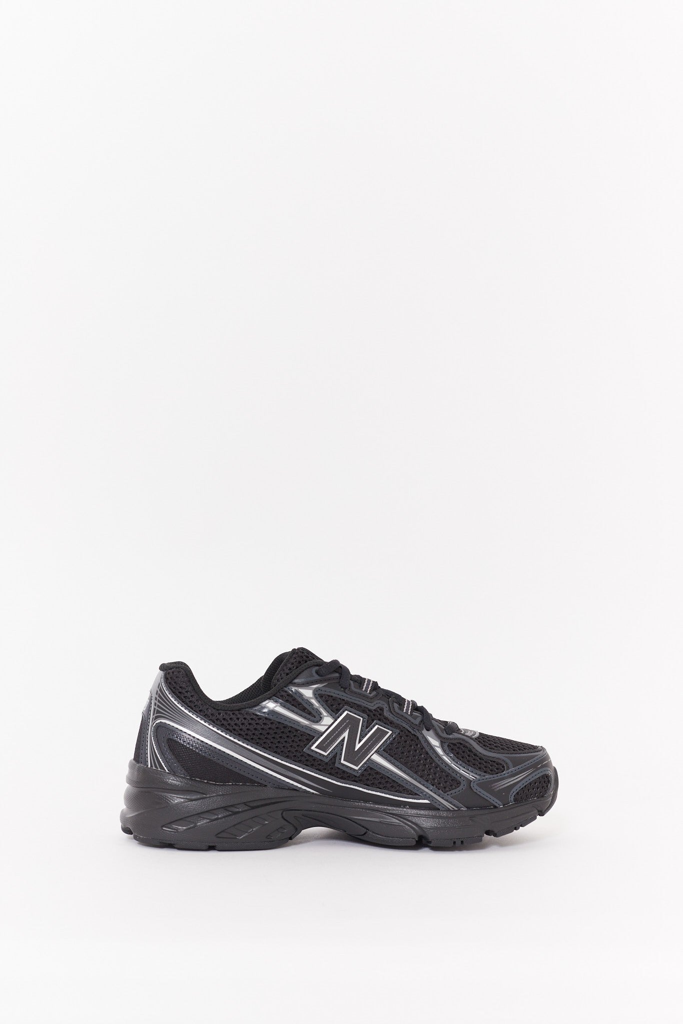NEW BALANCE BLACK 740V2 SNEAKERS