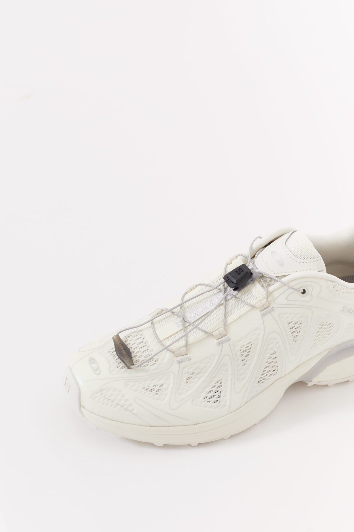 SALOMON VANILA XT WHISPER VOID SNEAKERS