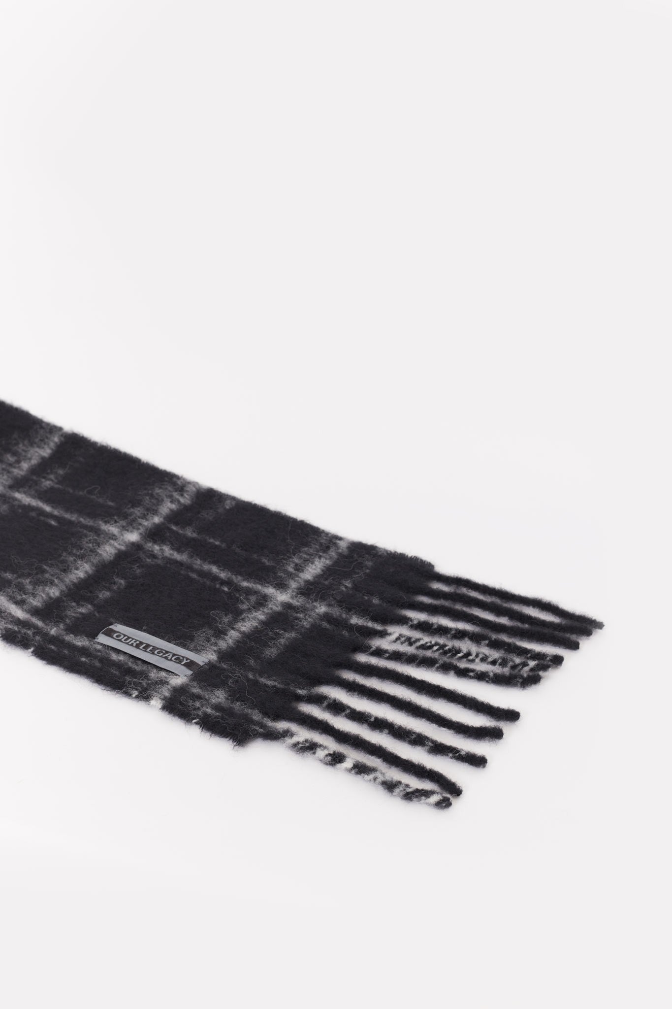 OUR LEGACY BLACK FUZZY ESTATE SCARF