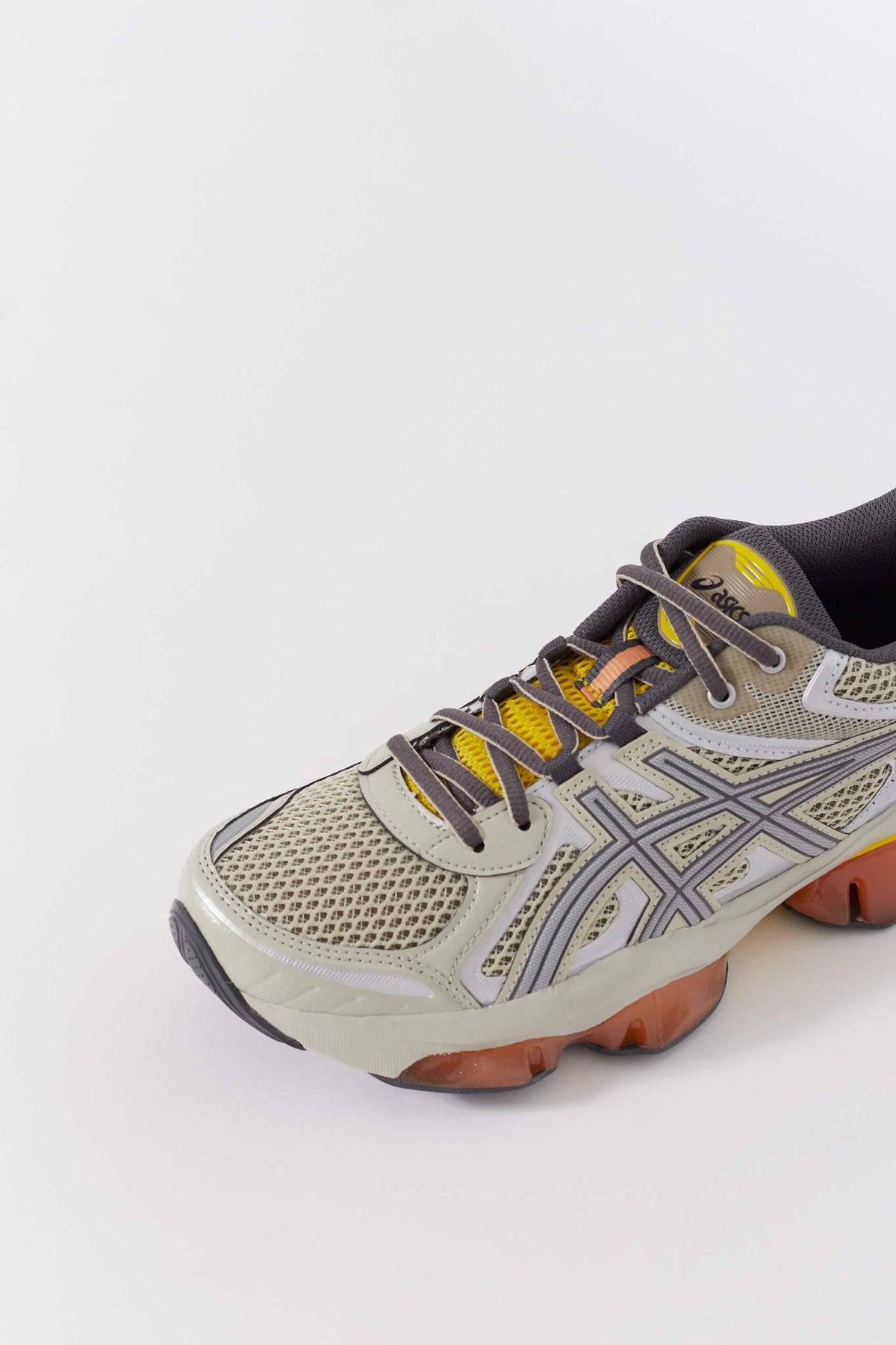 ASICS FOSSIL GEL QUANTUM KINETIC SNEAKERS
