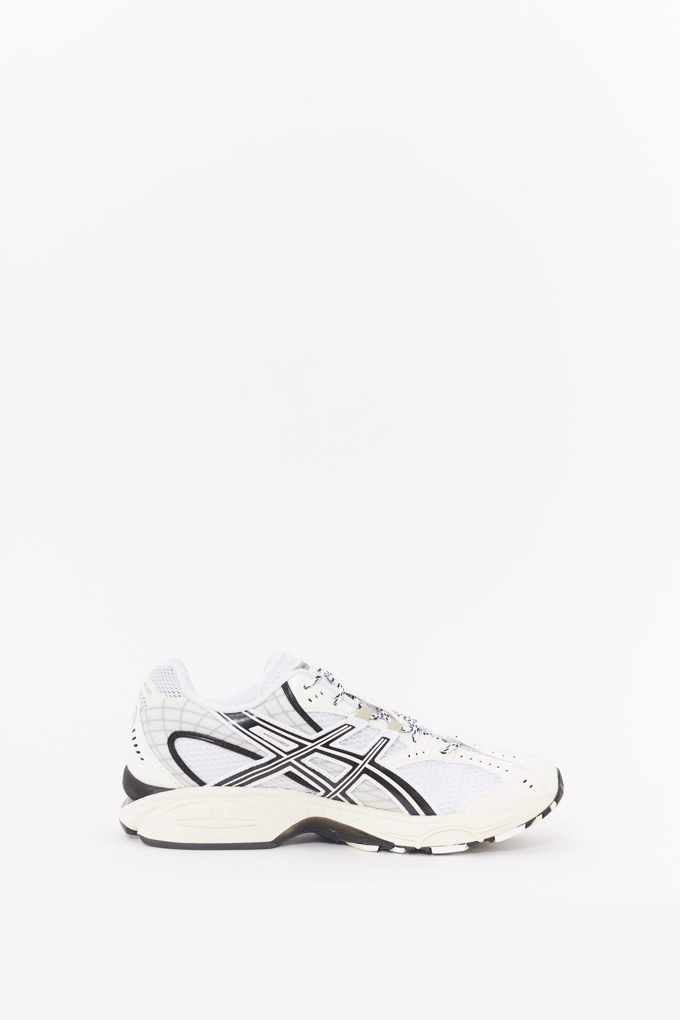 ASICS WHITE IVORY GEL NIMBUS 101 SNEAKERS