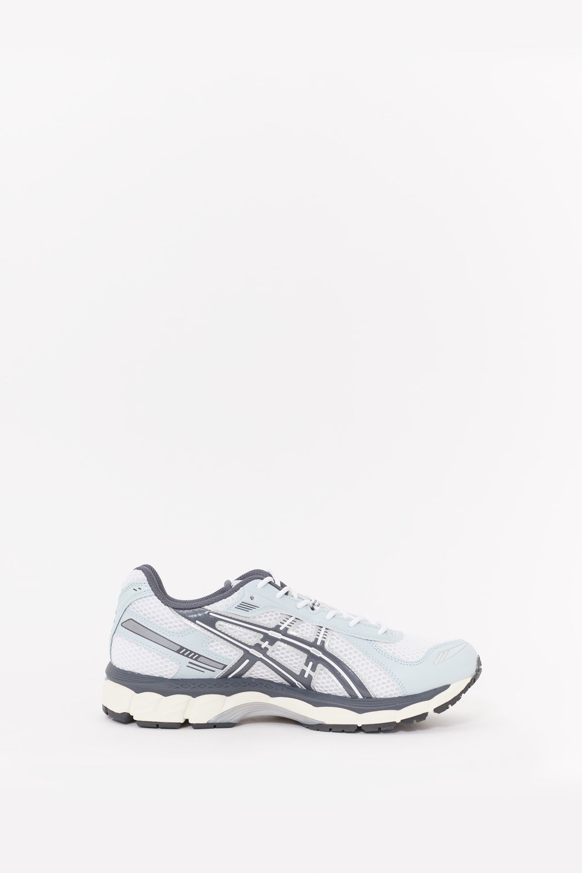 ASICS WHITE CARRIER GREY GEL KAYANO 121 SNEAKERS