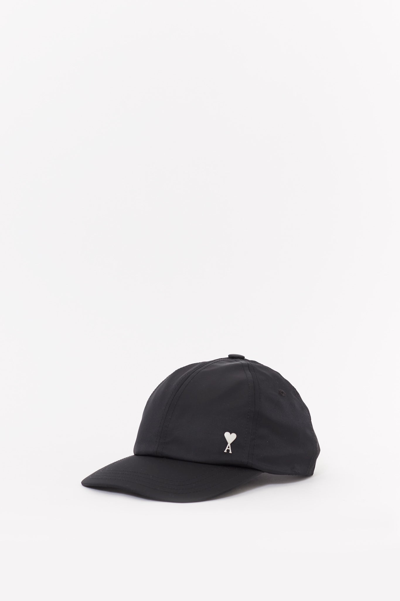 AMI NOIR AMI DE COEUR STUD CAP