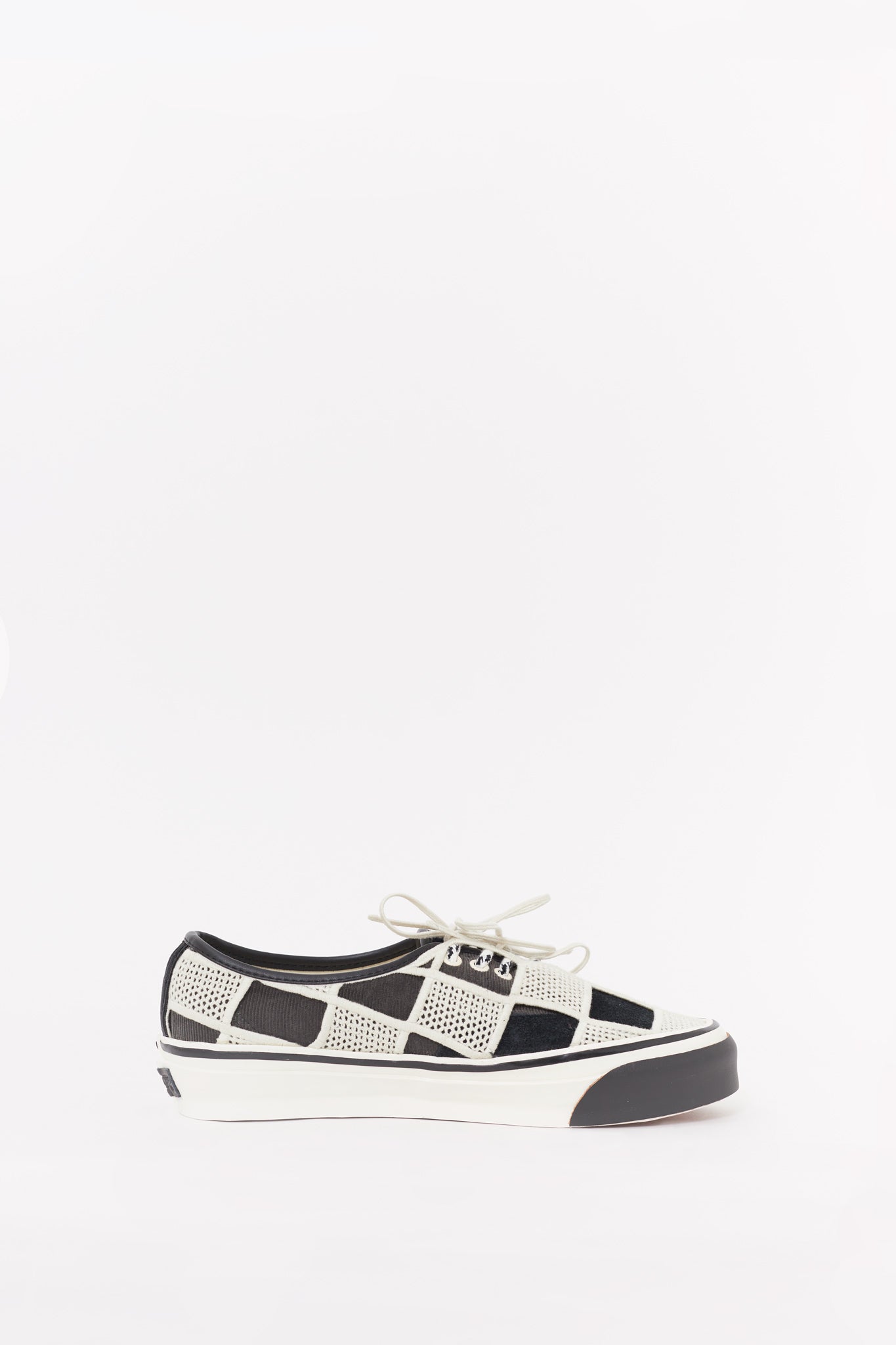 VANS OTW BLACK EGRET LX AUTHENTIC 44 SNEAKERS