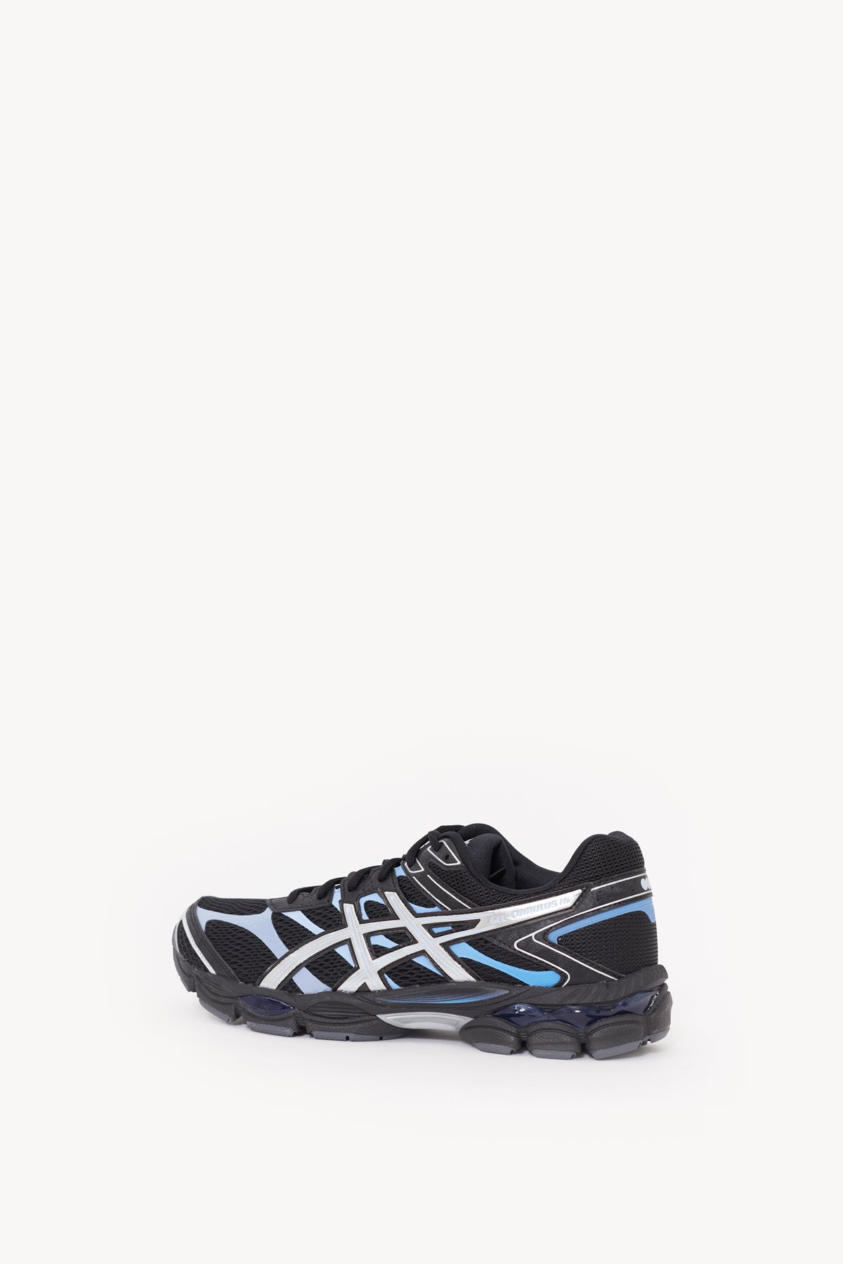ASICS BLACK PURE SILVER GEL CUMULUS 16 SNEAKERS