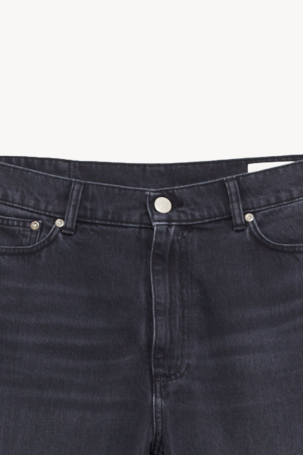 MFPEN RINSED BLACK FREQUENT JEANS