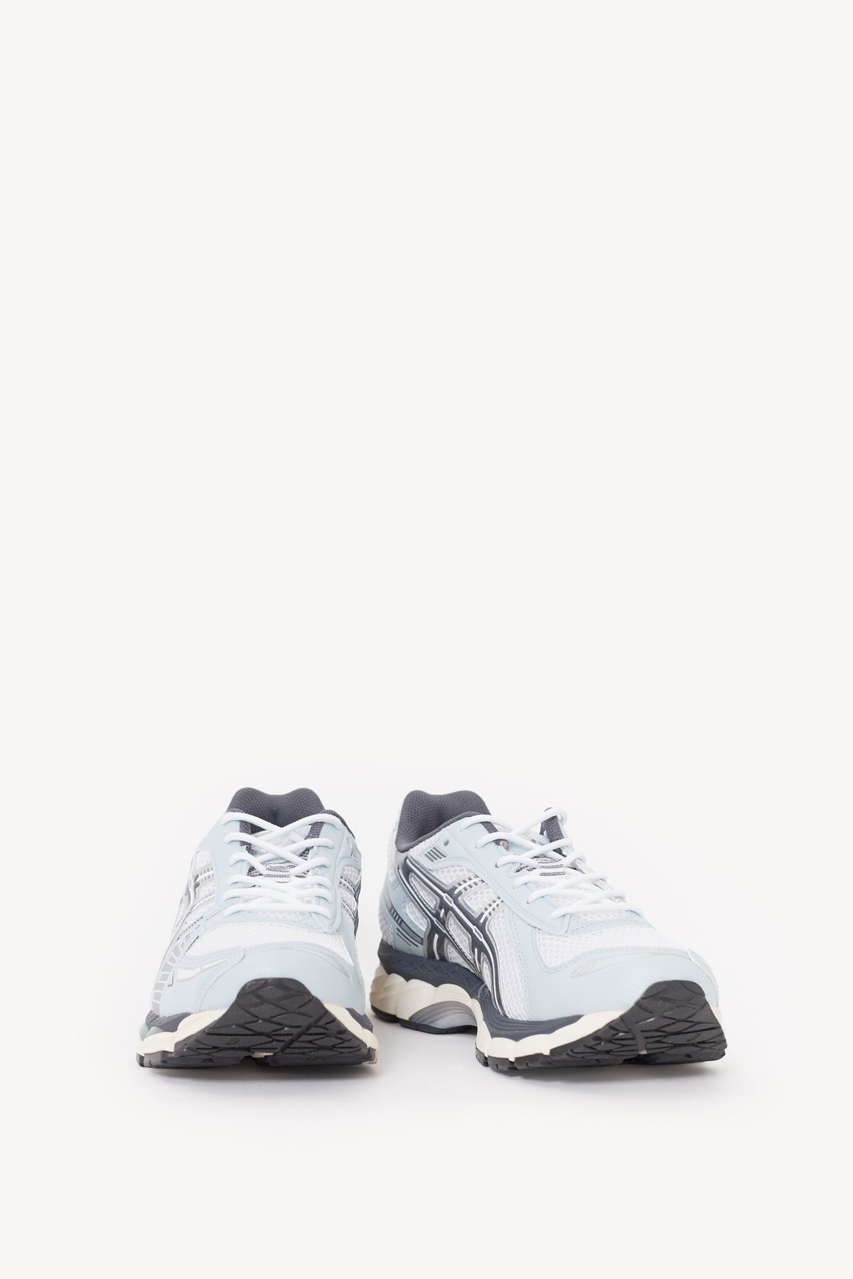 ASICS WHITE CARRIER GREY GEL KAYANO 121 SNEAKERS