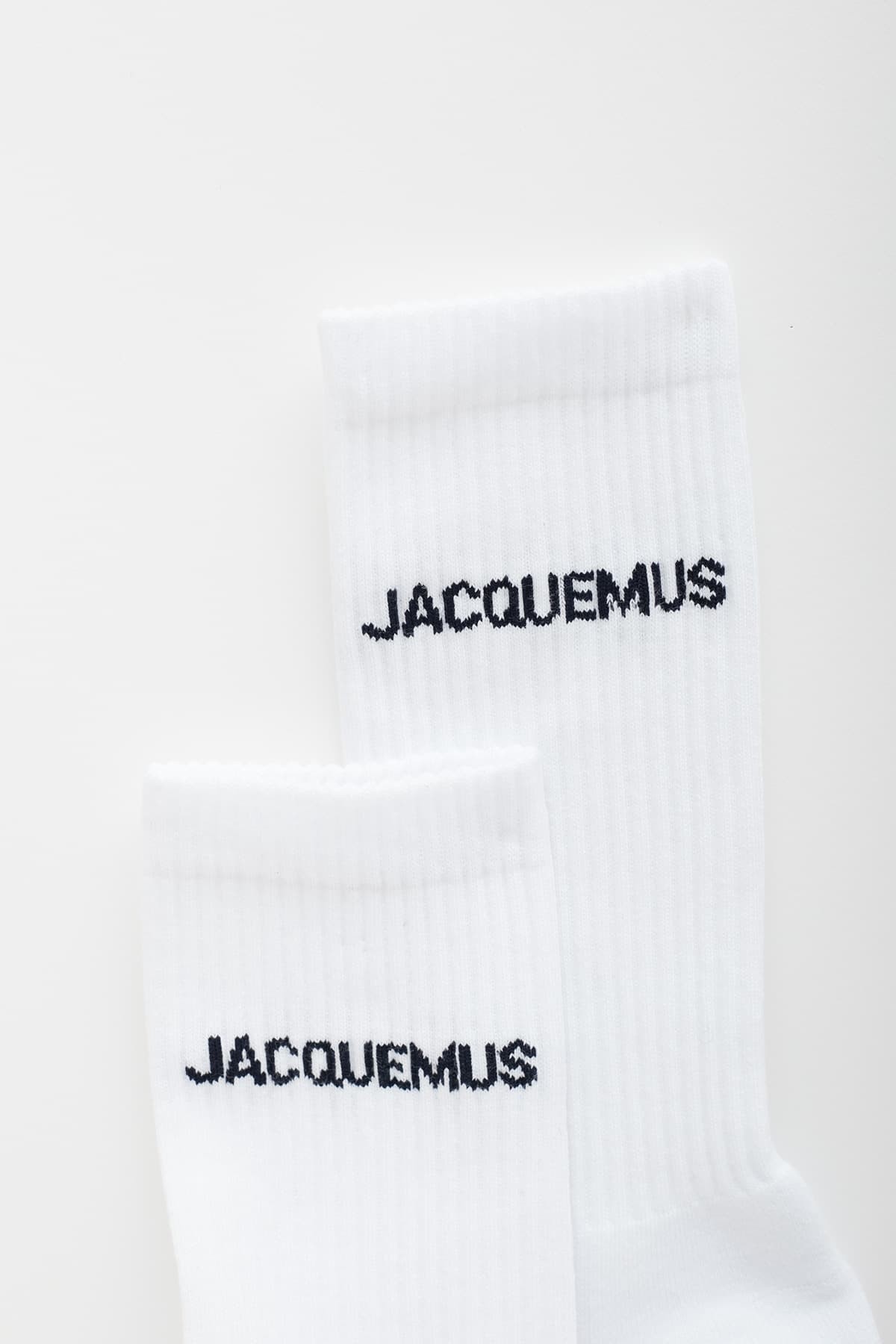 JACQUEMUS WHITE JACQUEMUS SOCKS IAMNUE