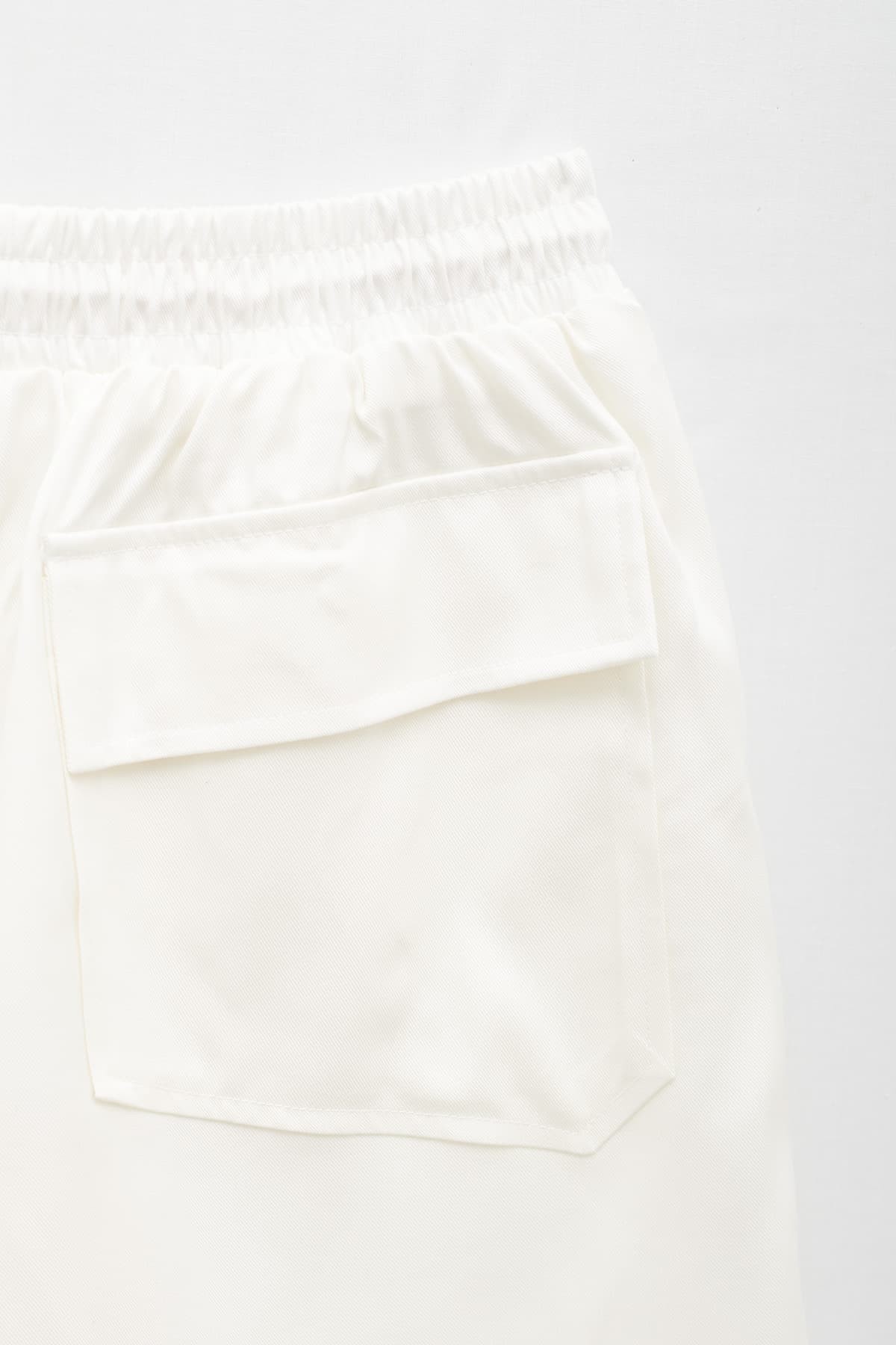 RHUDE WHITE PALMS LOGO SHORT TROUSER IAMNUE