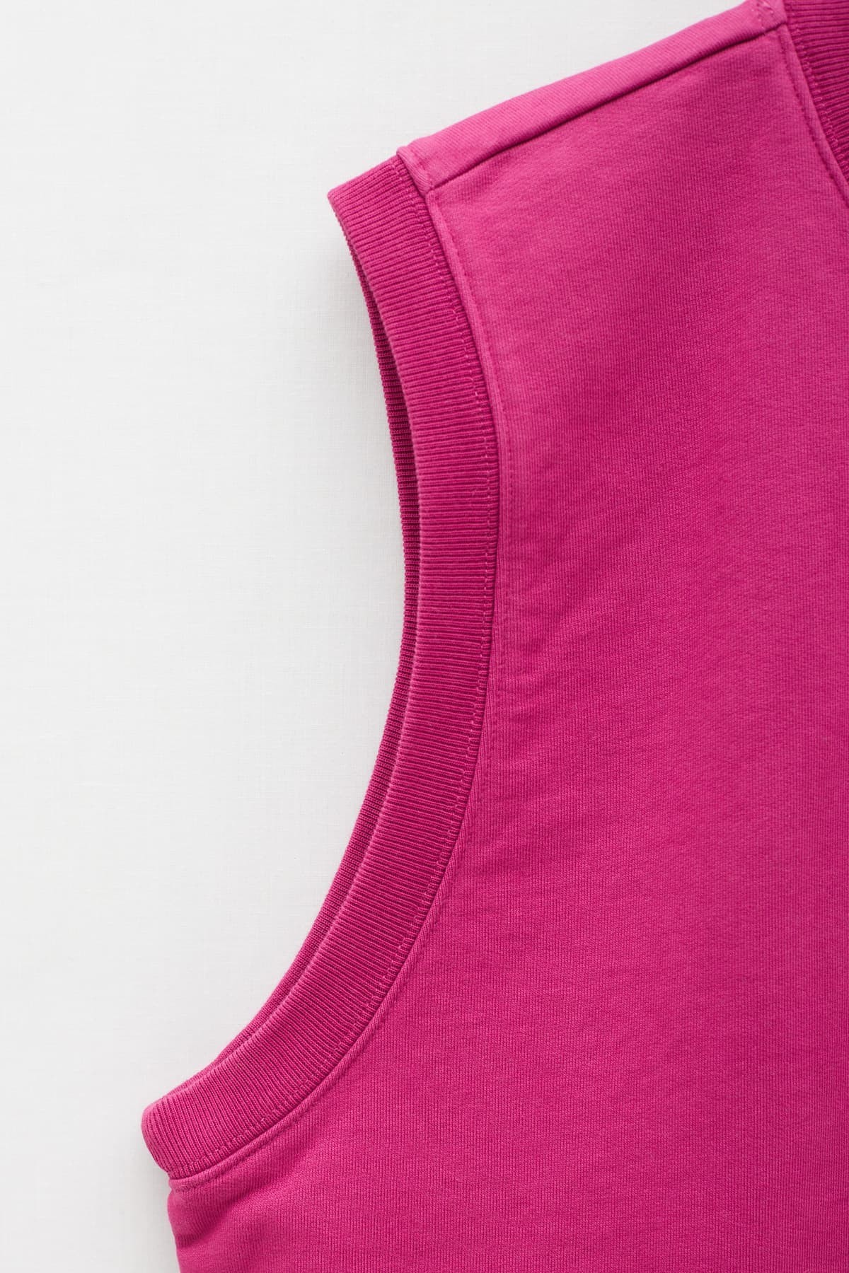 STUSSY MAGENTA SS-LINK FLEECE VEST IAMNUE