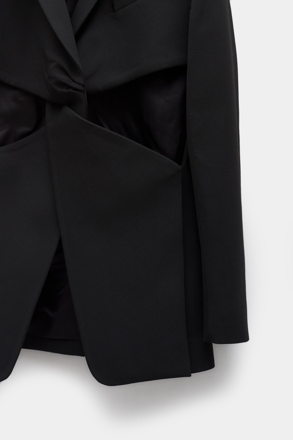 COPERNI BLACK TWISTED CUT OUT TAILORED JACKET IAMNUE