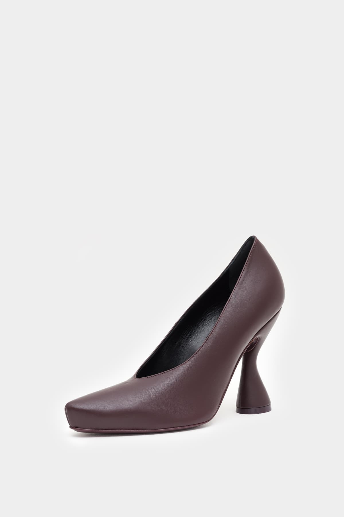 LANVIN AMARENA NUSE PUMP HEELS IAMNUE