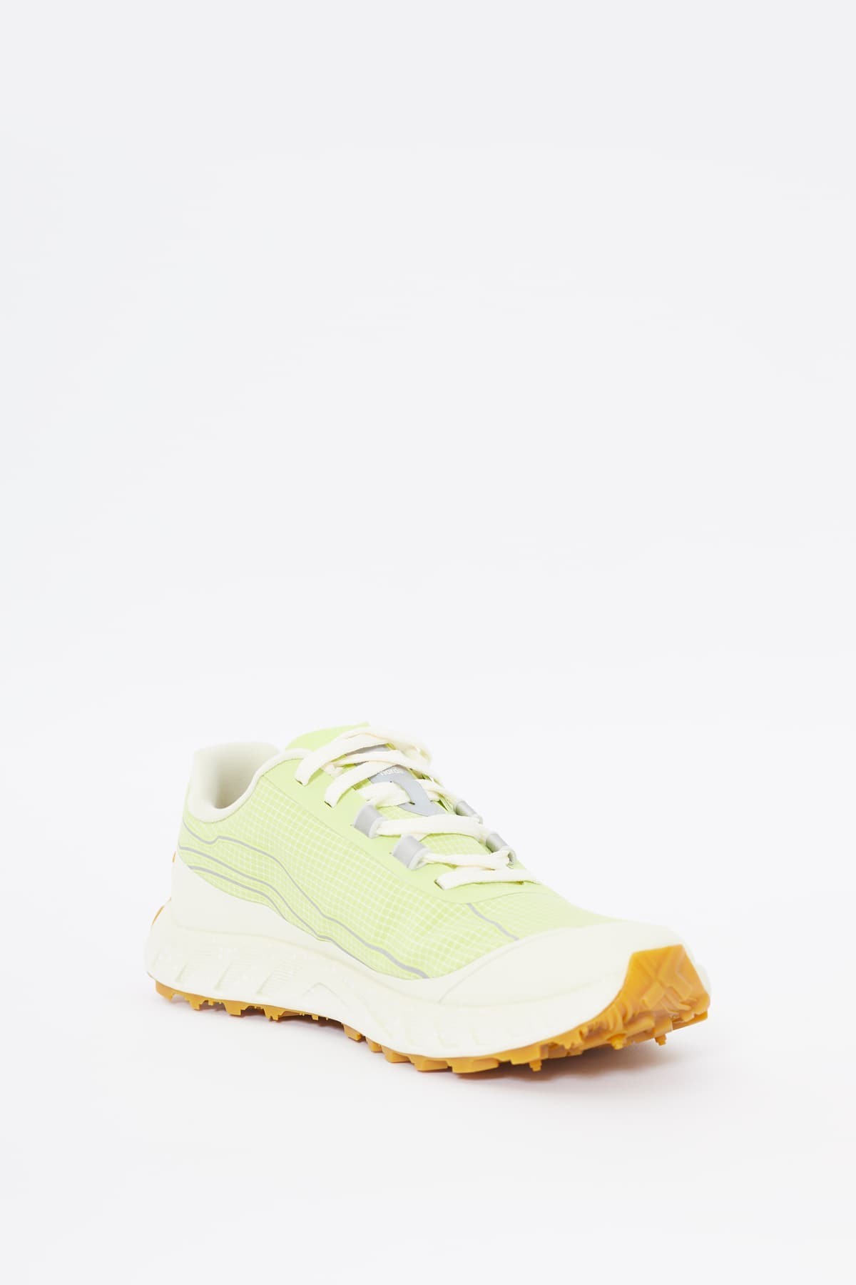 NORDA LICHEN 002 SNEAKERS IAMNUE