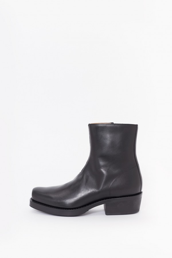 SECOND LAYER BLACK CHARRO BOOTS IAMNUE