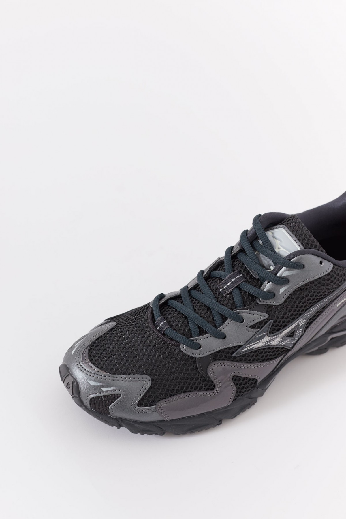 MIZUNO BLACK SAND WAVE RIDER 10 S SNEAKERS IAMNUE