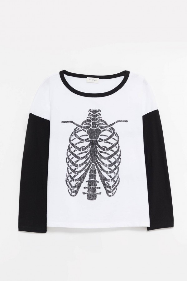 SECOND LAYER WHITE BLACK SHRINE BBALL LS T-SHIRT IAMNUE