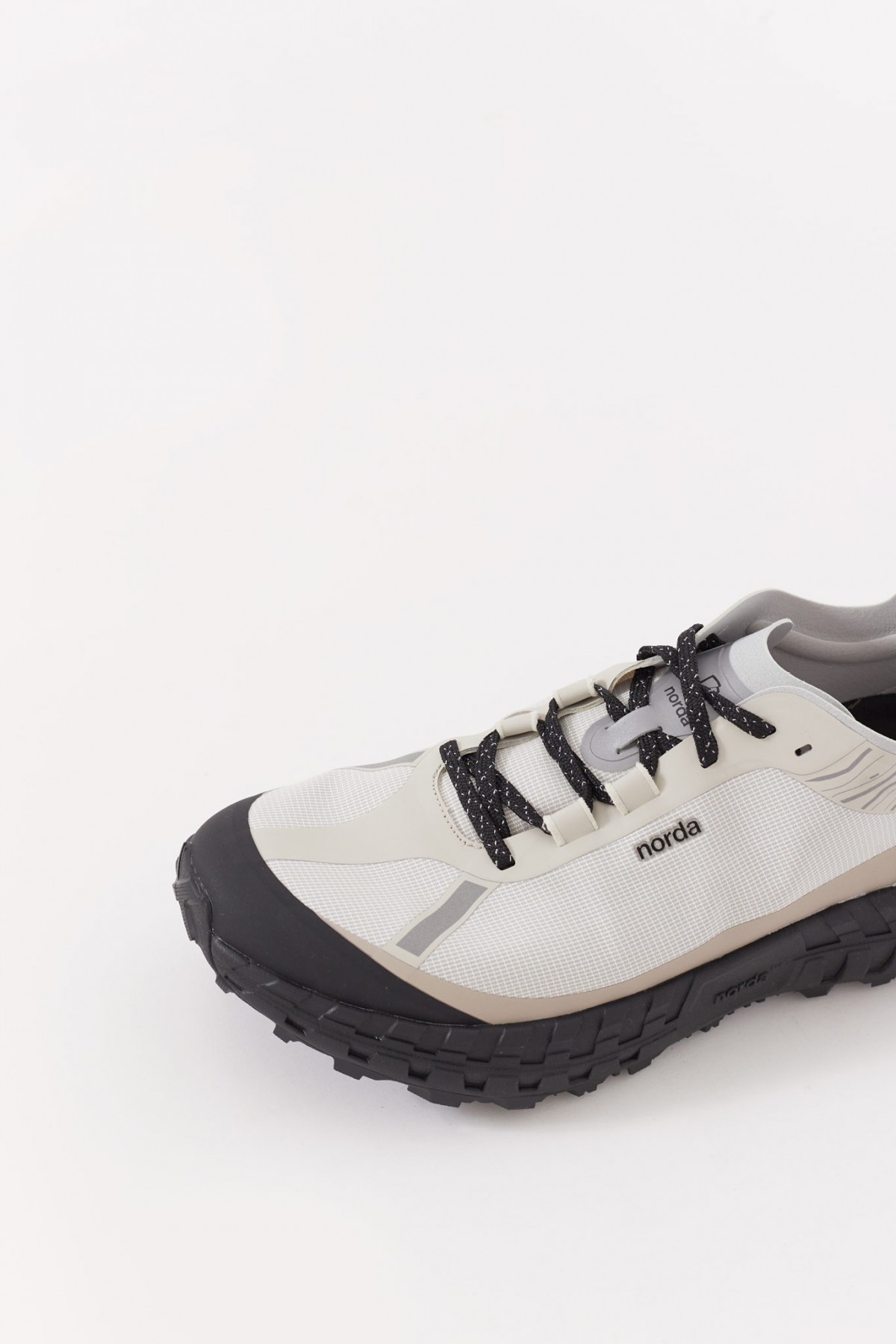 NORDA CINDER 001A SNEAKERS IAMNUE