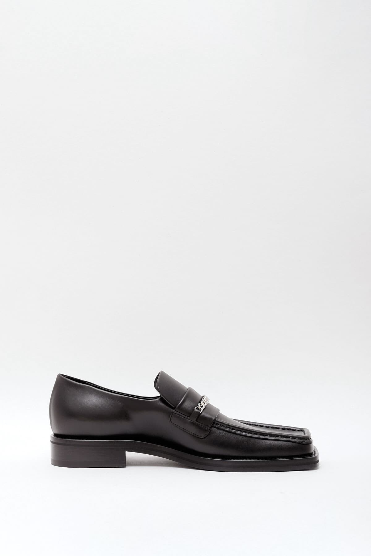 MARTINE ROSE BLACK SQUARE TOE LOAFERS IAMNUE
