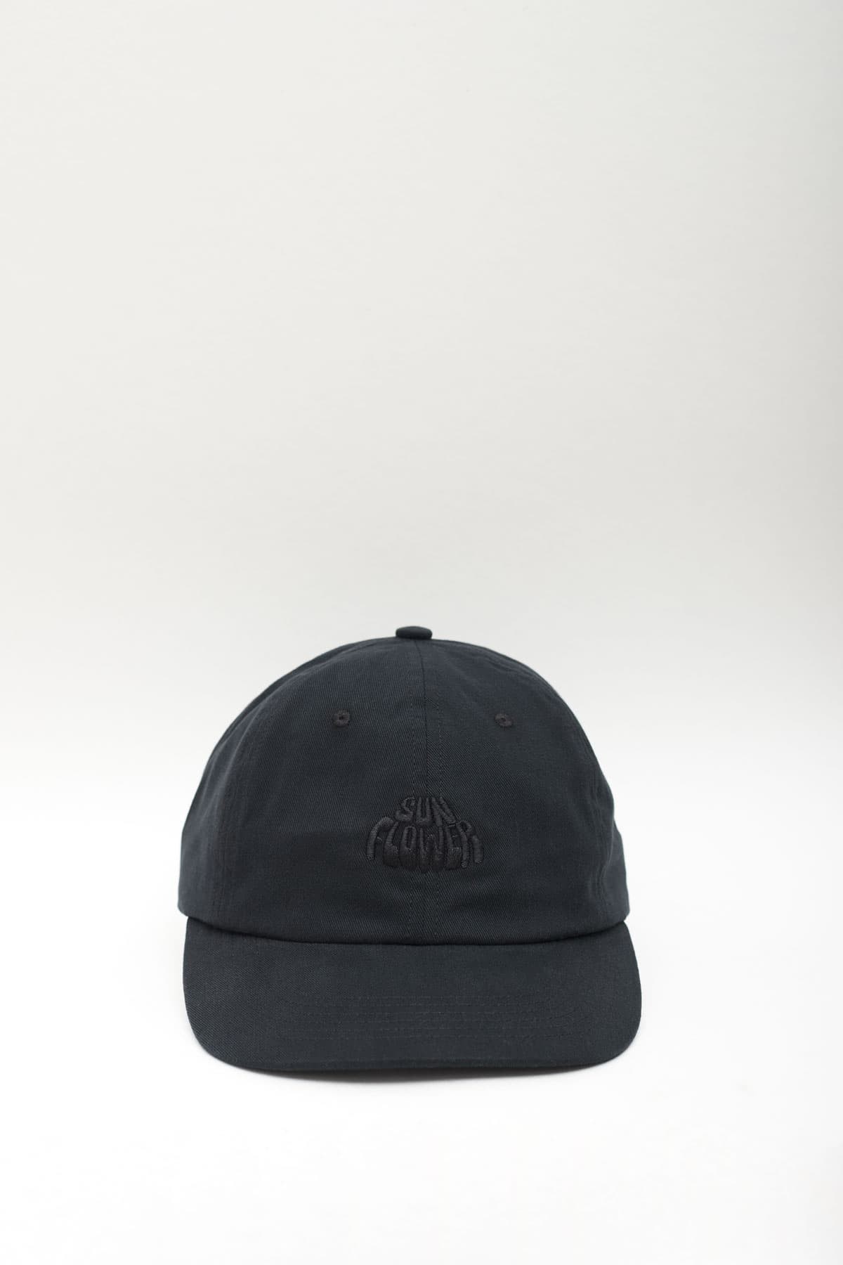 SUNFLOWER BLACK LOGO CAP IAMNUE