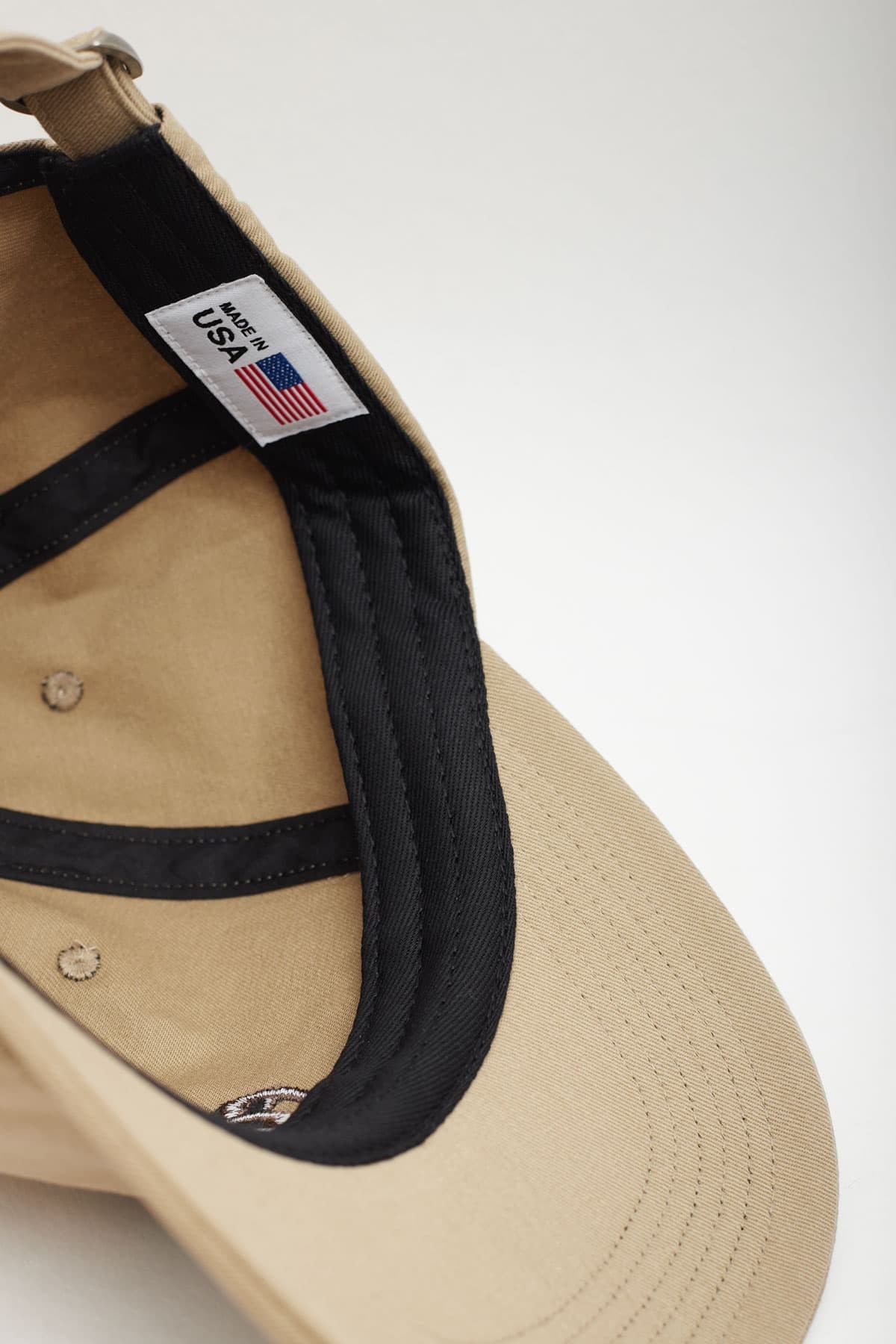 SUNFLOWER KHAKI LOGO CAP IAMNUE