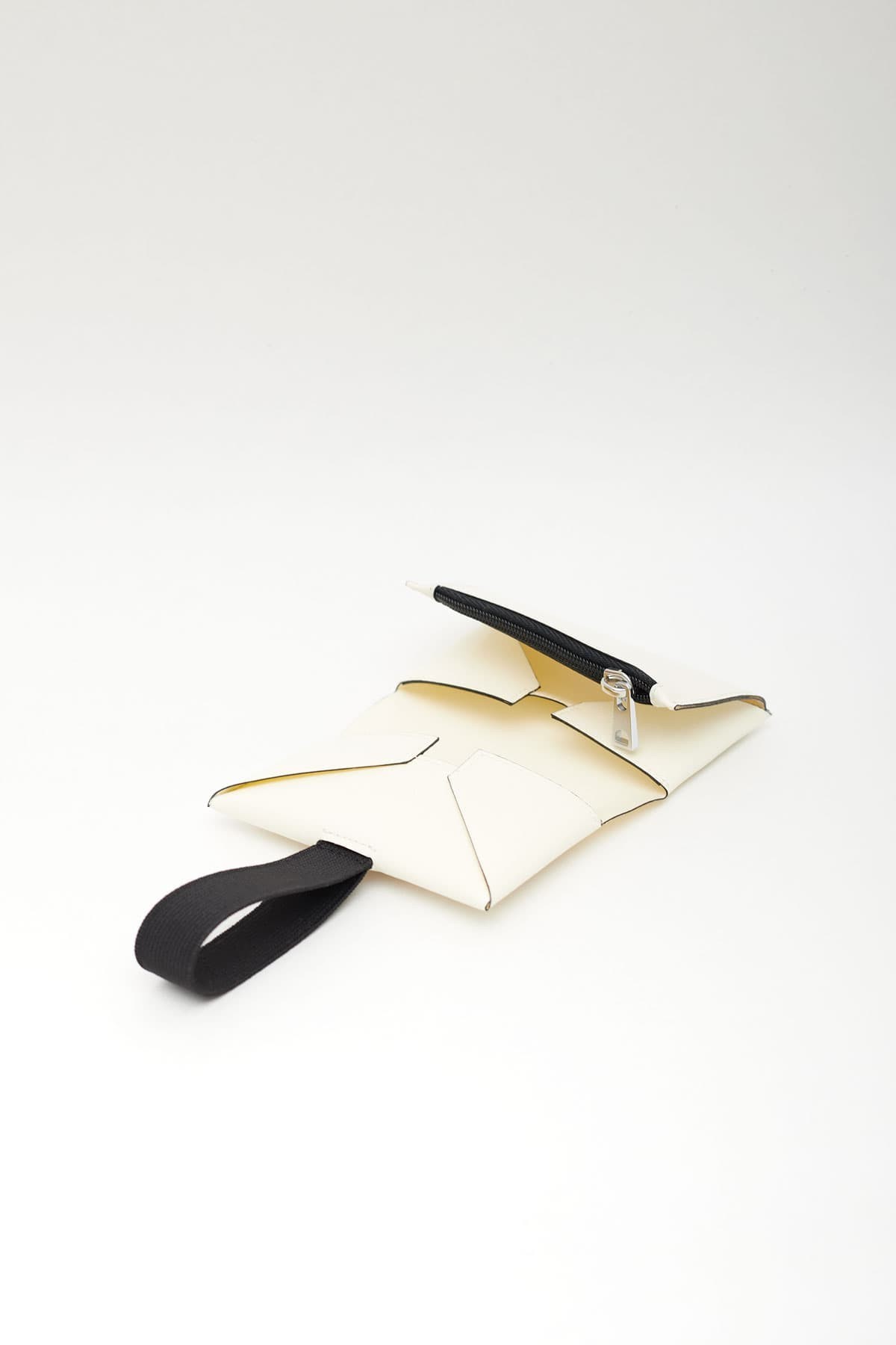 MARNI OFF WHITE PVC ORIGAMI WALLET IAMNUE