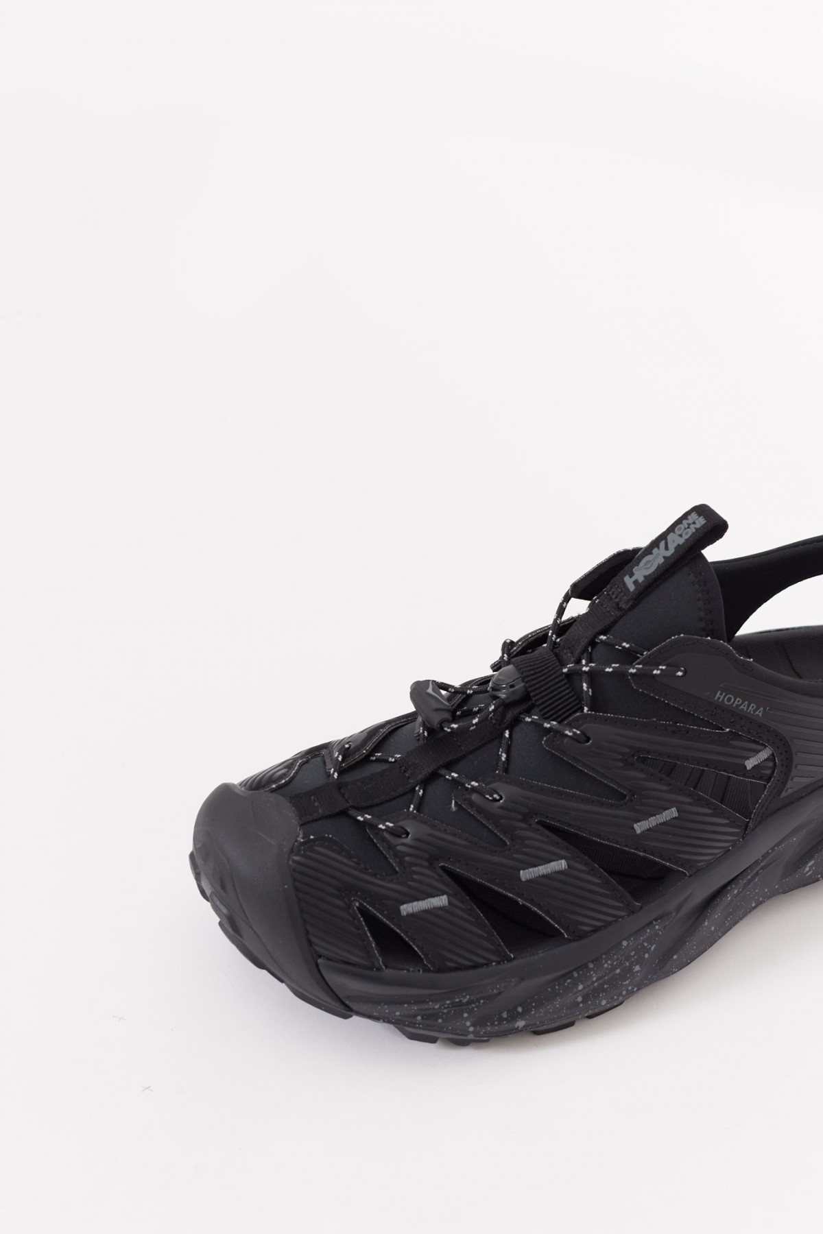 HOKA BLACK CASTLEROCK HOPARA SANDALS IAMNUE