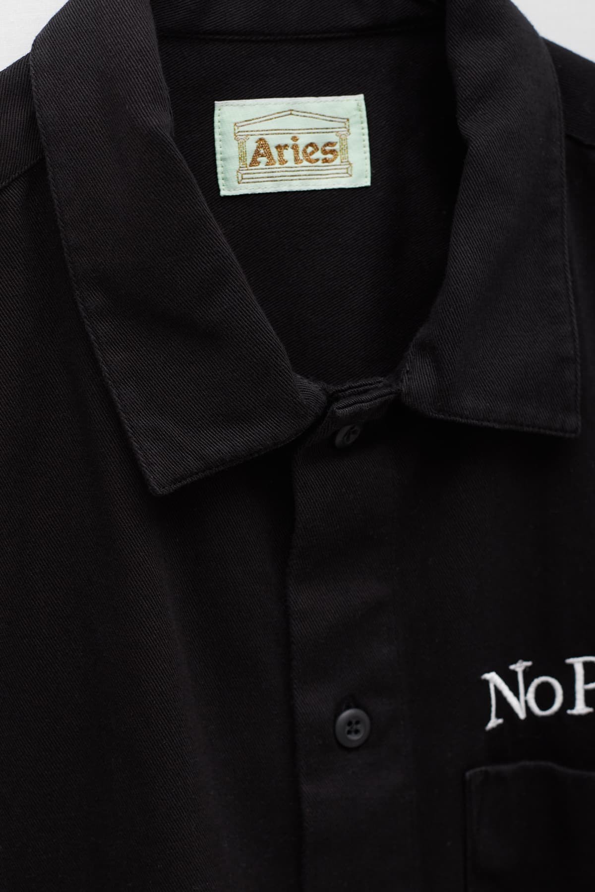 ARIES BLACK MINI NO PROBLEMO UNIFORM SHIRT | IAMNUE