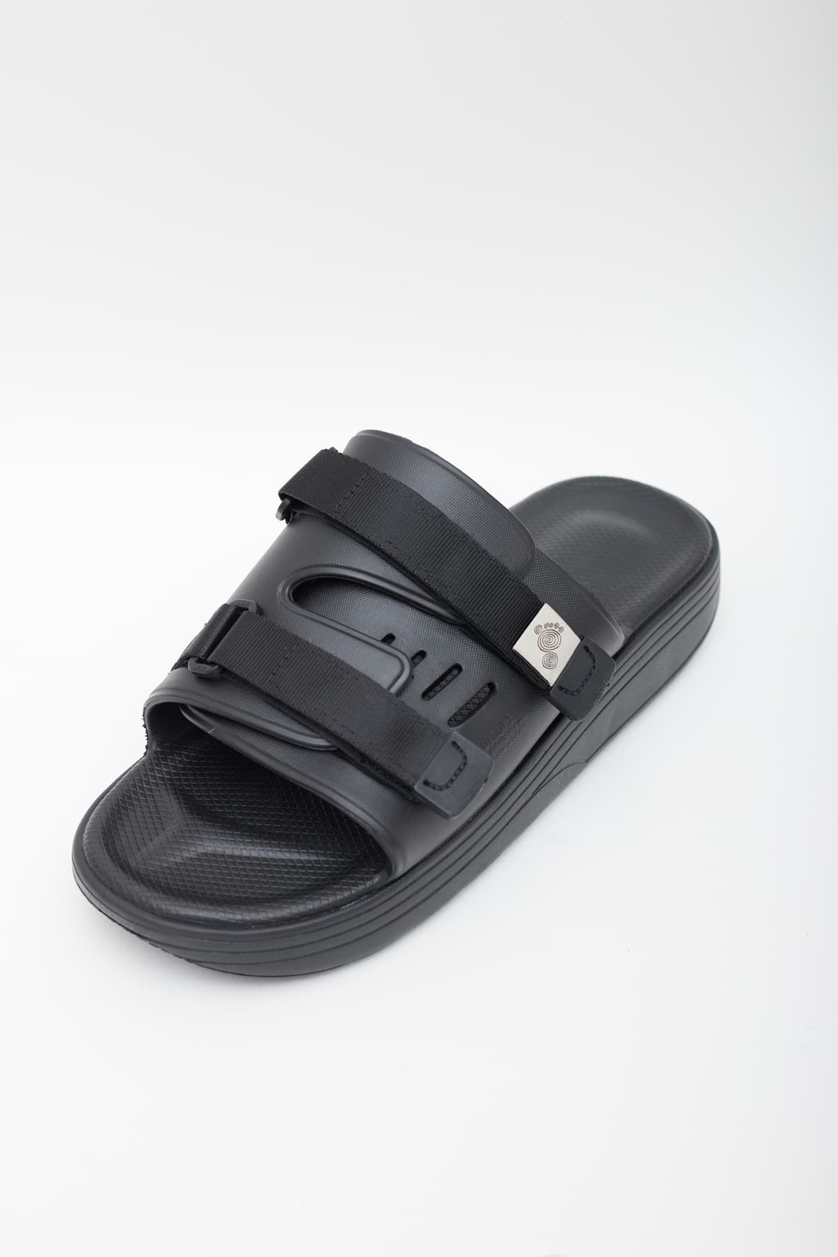 SUICOKE BLACK URICH SANDALS IAMNUE