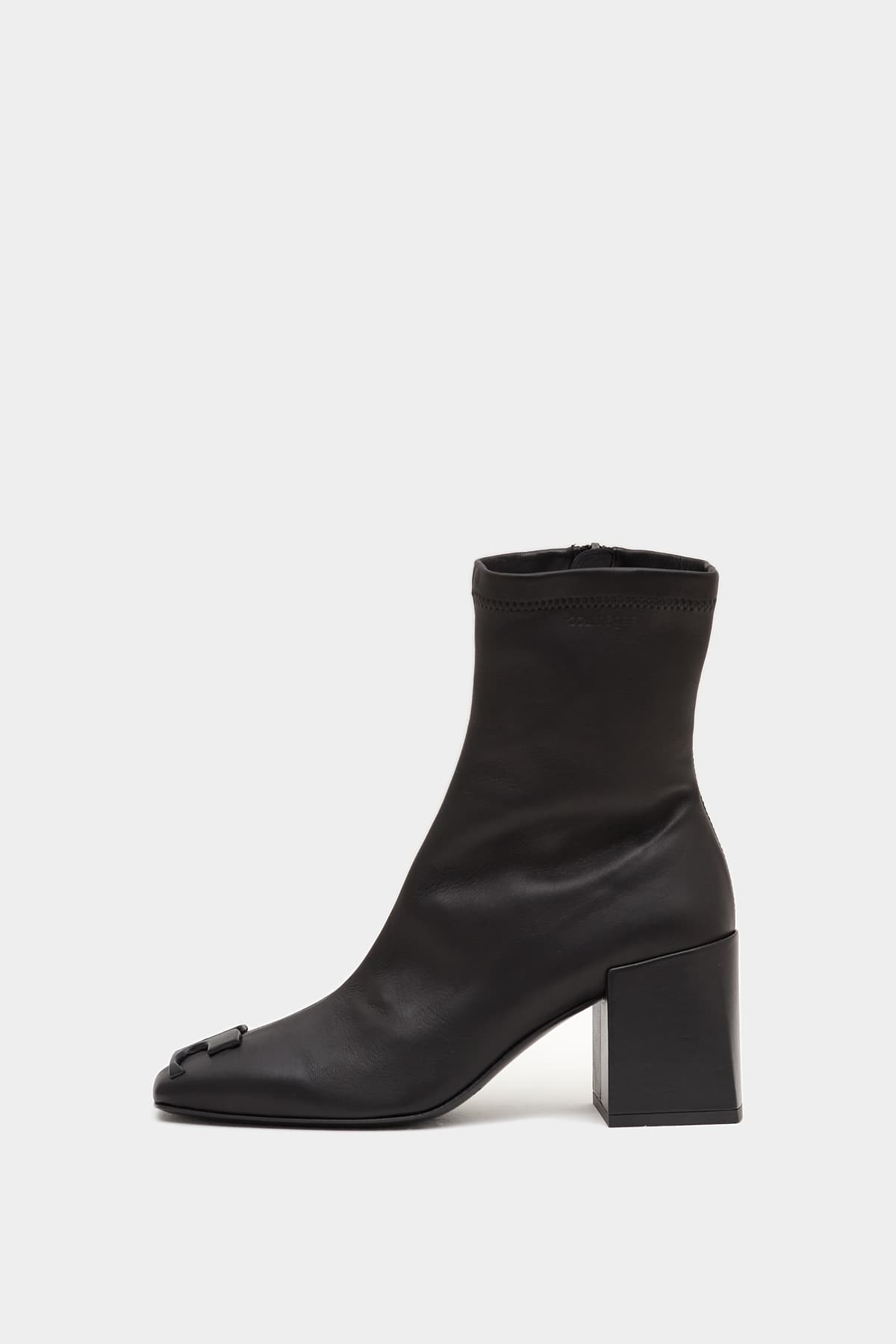 COURREGES BLACK HERITAGE ANKLE BOOTS IAMNUE