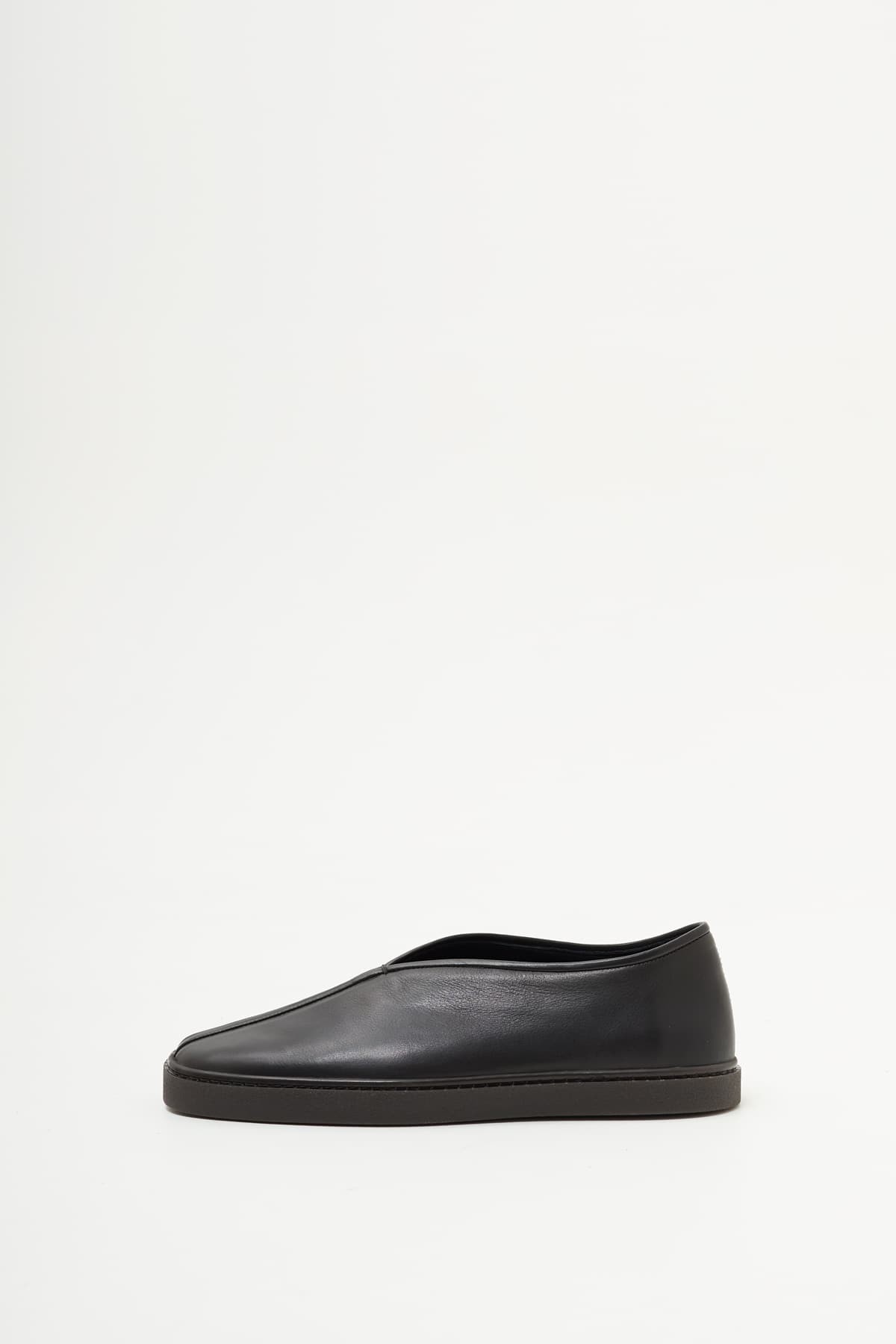 LEMAIRE BLACK PIPED SNEAKERS IAMNUE