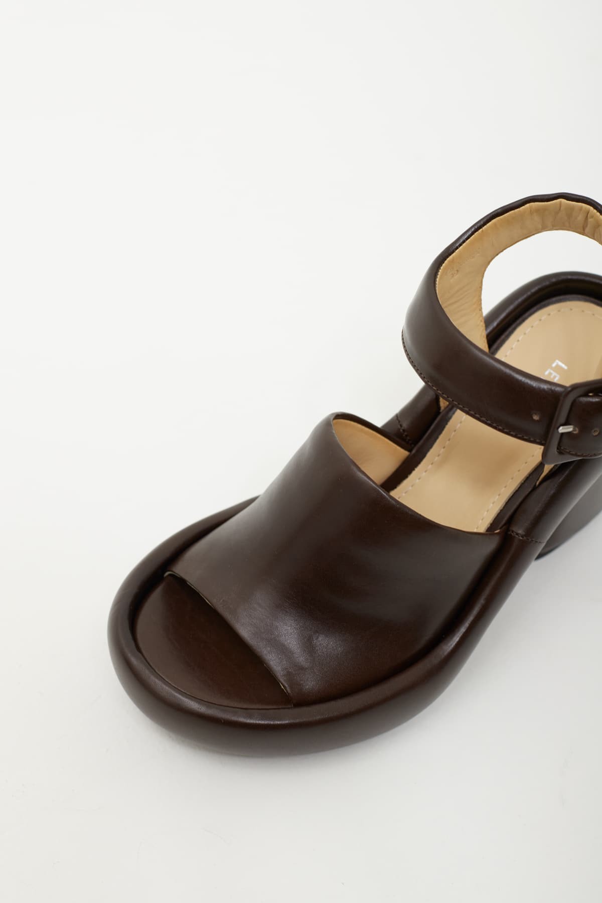 LEMAIRE DARK BROWN PADDED WEDGE SANDALS IAMNUE