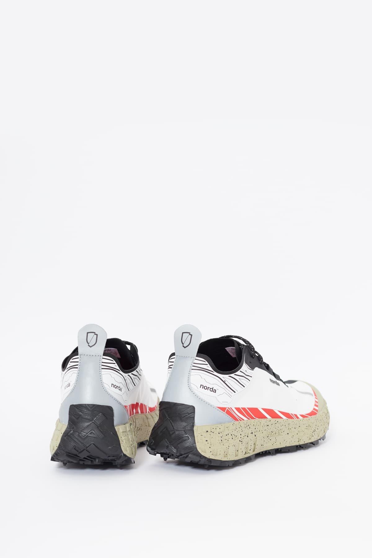 NORDA MAGMA 001 SNEAKERS | IAMNUE