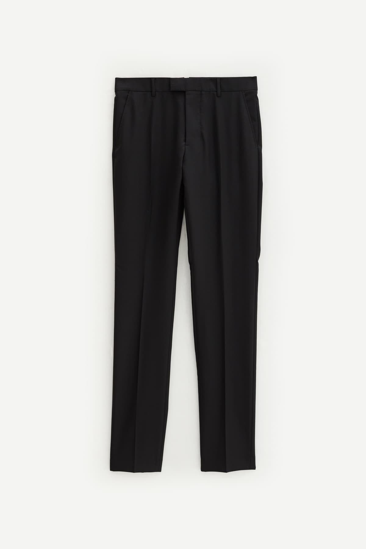 AMI BLACK CIGARETTE TROUSERS
