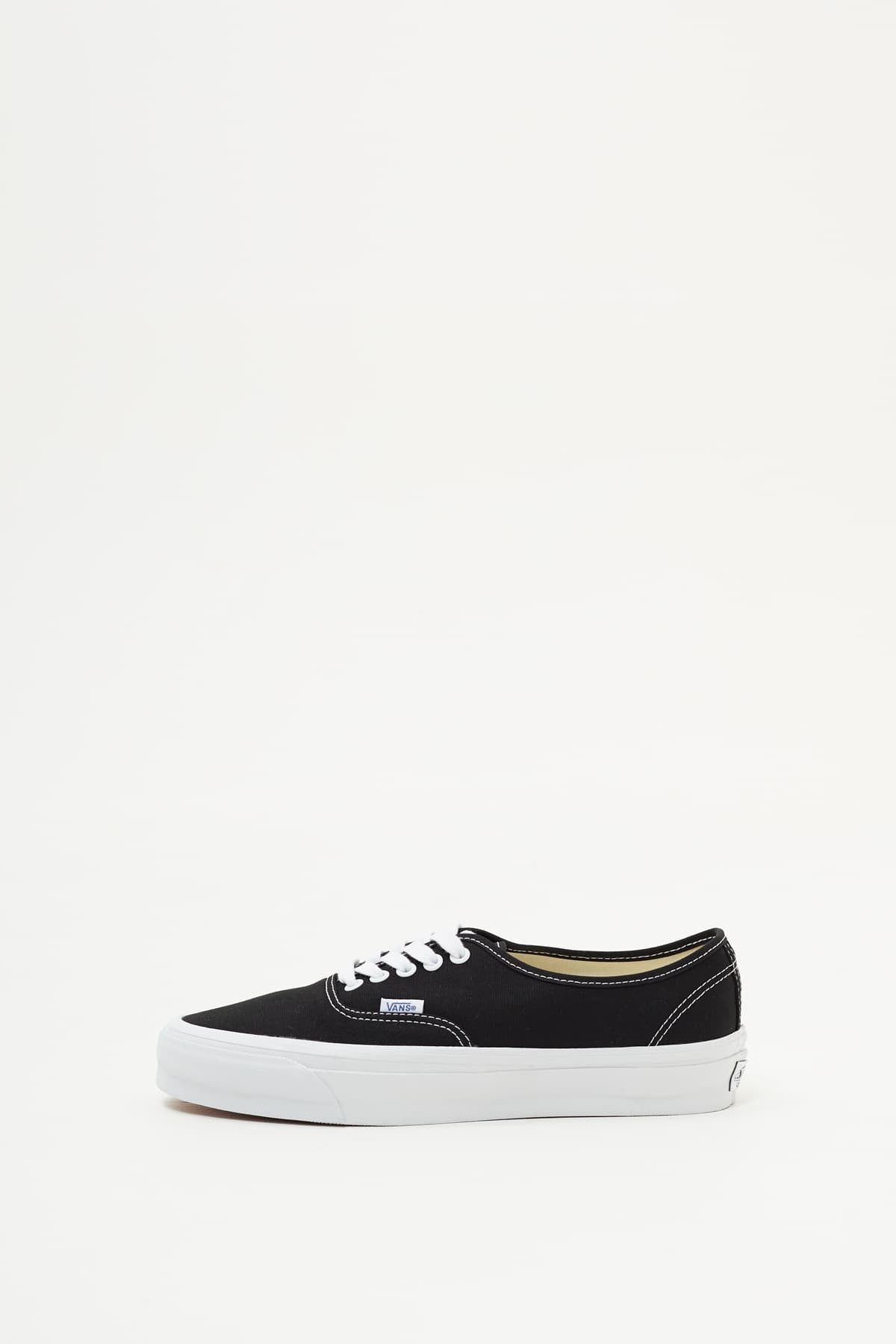 VANS OTW BLACK WHITE AUTHENTIC REISSUE 44 SNEAKERS