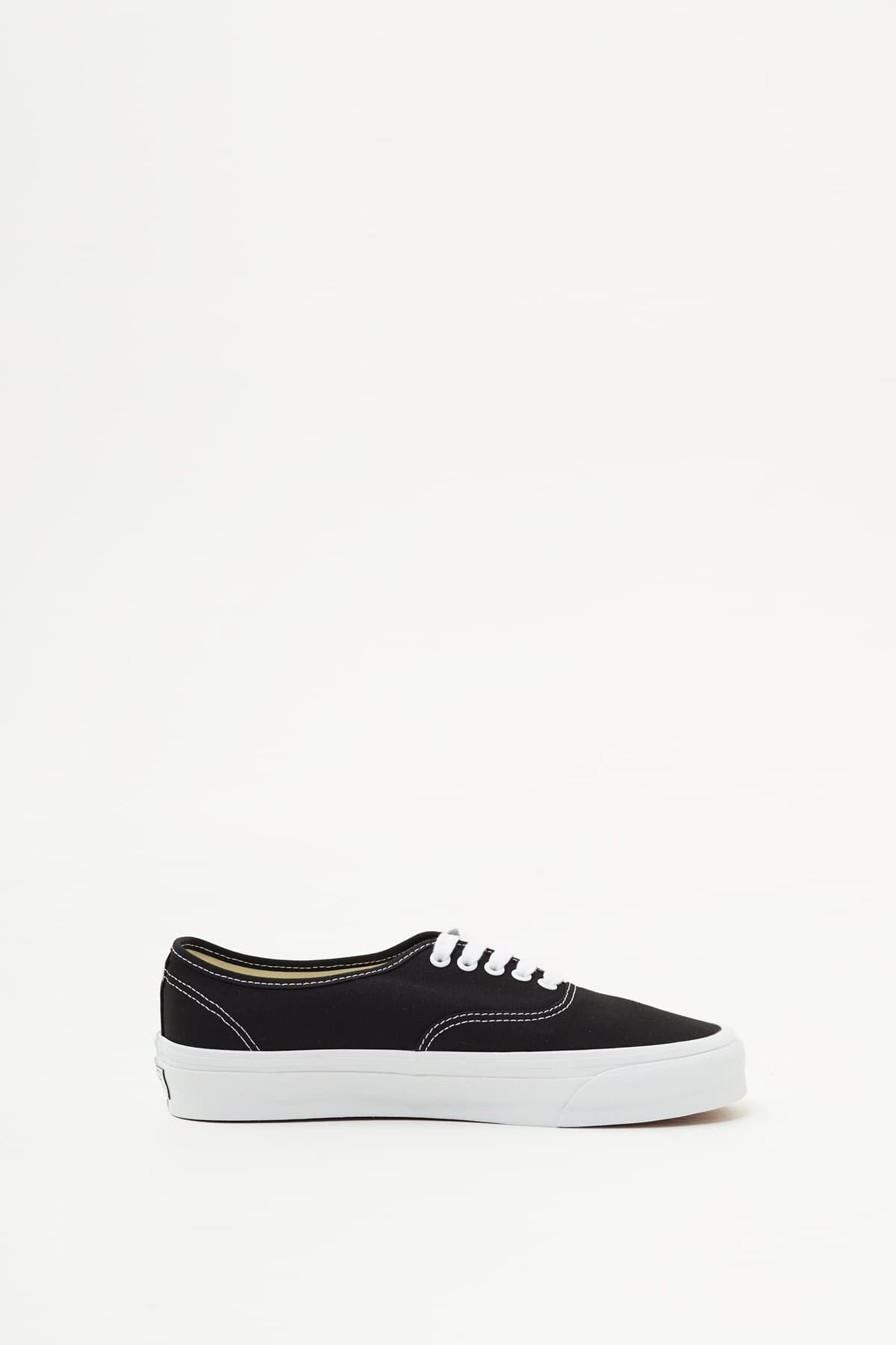 VANS OTW BLACK WHITE AUTHENTIC REISSUE 44 SNEAKERS