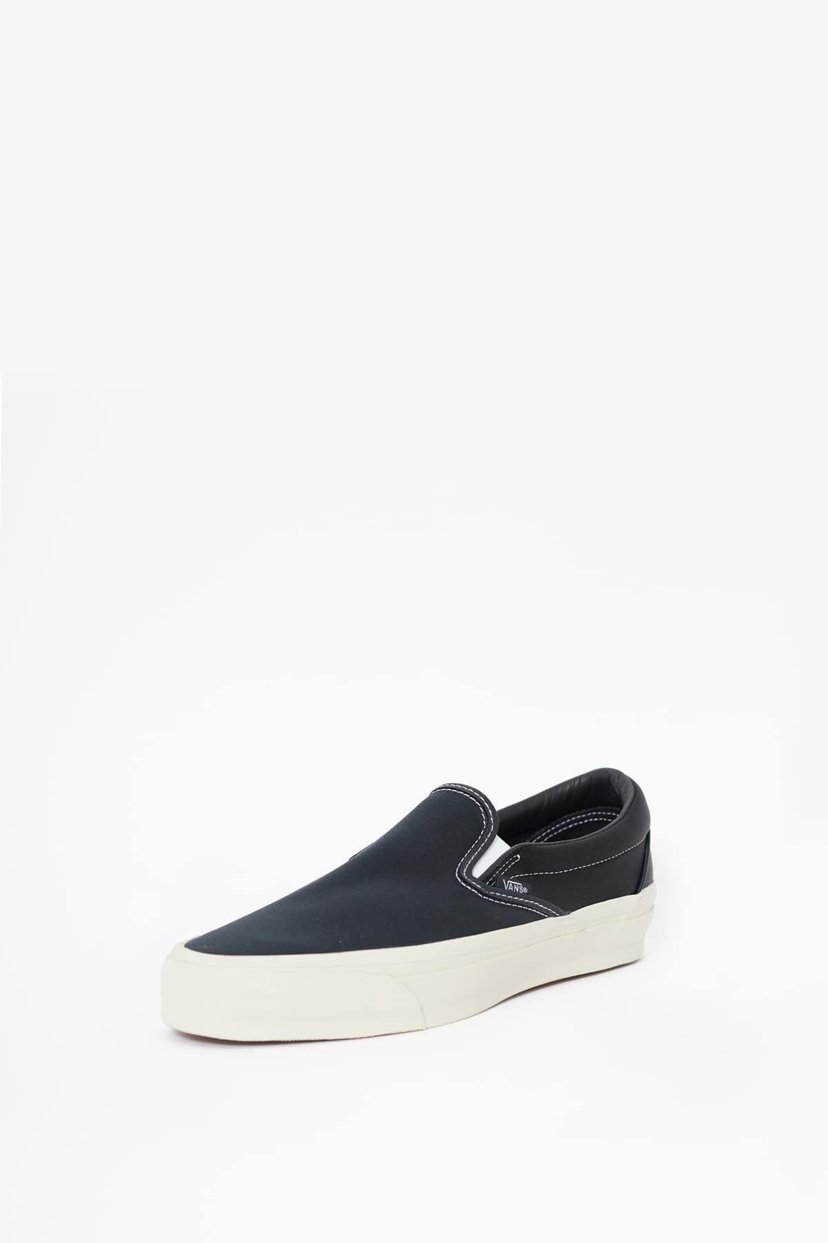 VANS OTW LX SATIN JET SET SLIP ON REISSUE 98 SNEAKERS