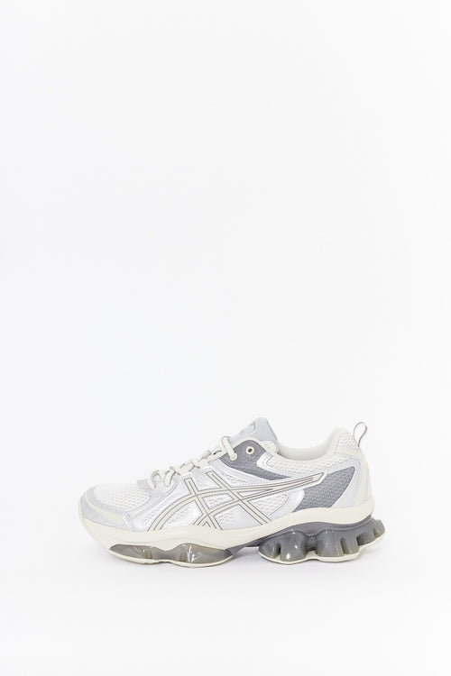 ASICS WHITE LIGHT DUST GEL QUANTUM KINETIC SNEAKERS
