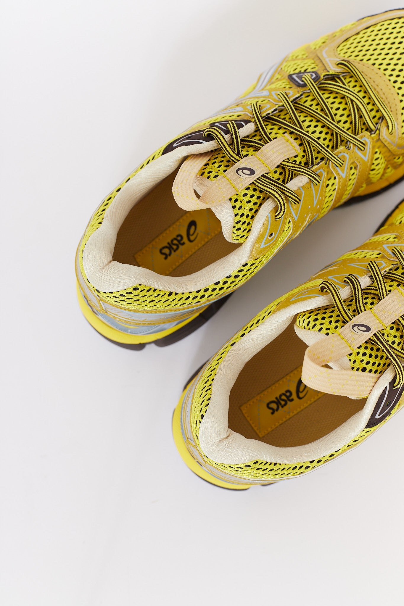 ASICS VIBRANT YELLOW PURE SILVER UB9 S GEL KAYANO 20 SNEAKERS