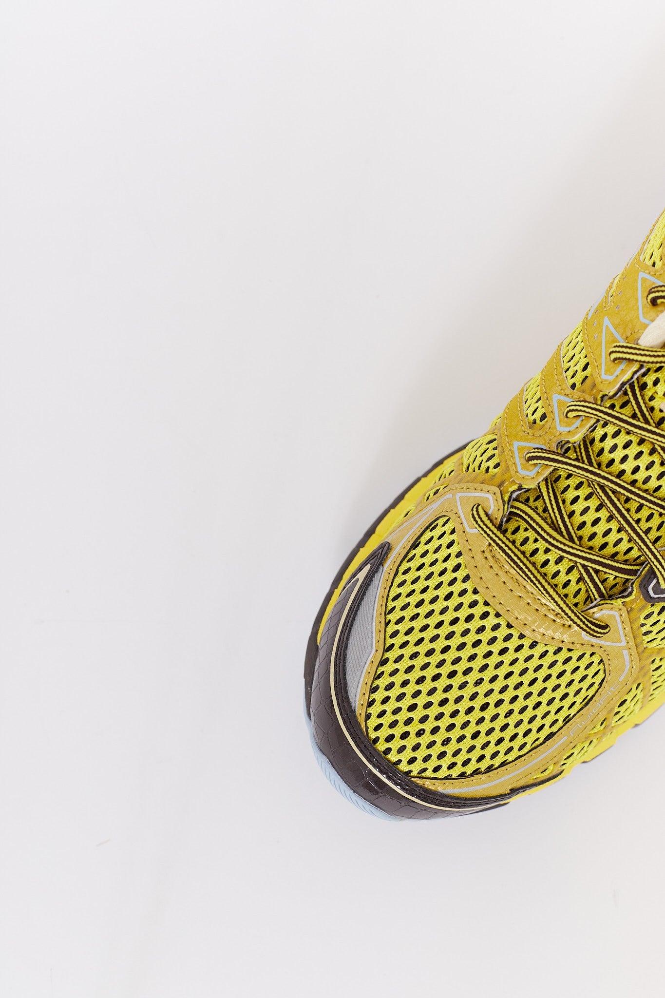 ASICS VIBRANT YELLOW PURE SILVER UB9 S GEL KAYANO 20 SNEAKERS