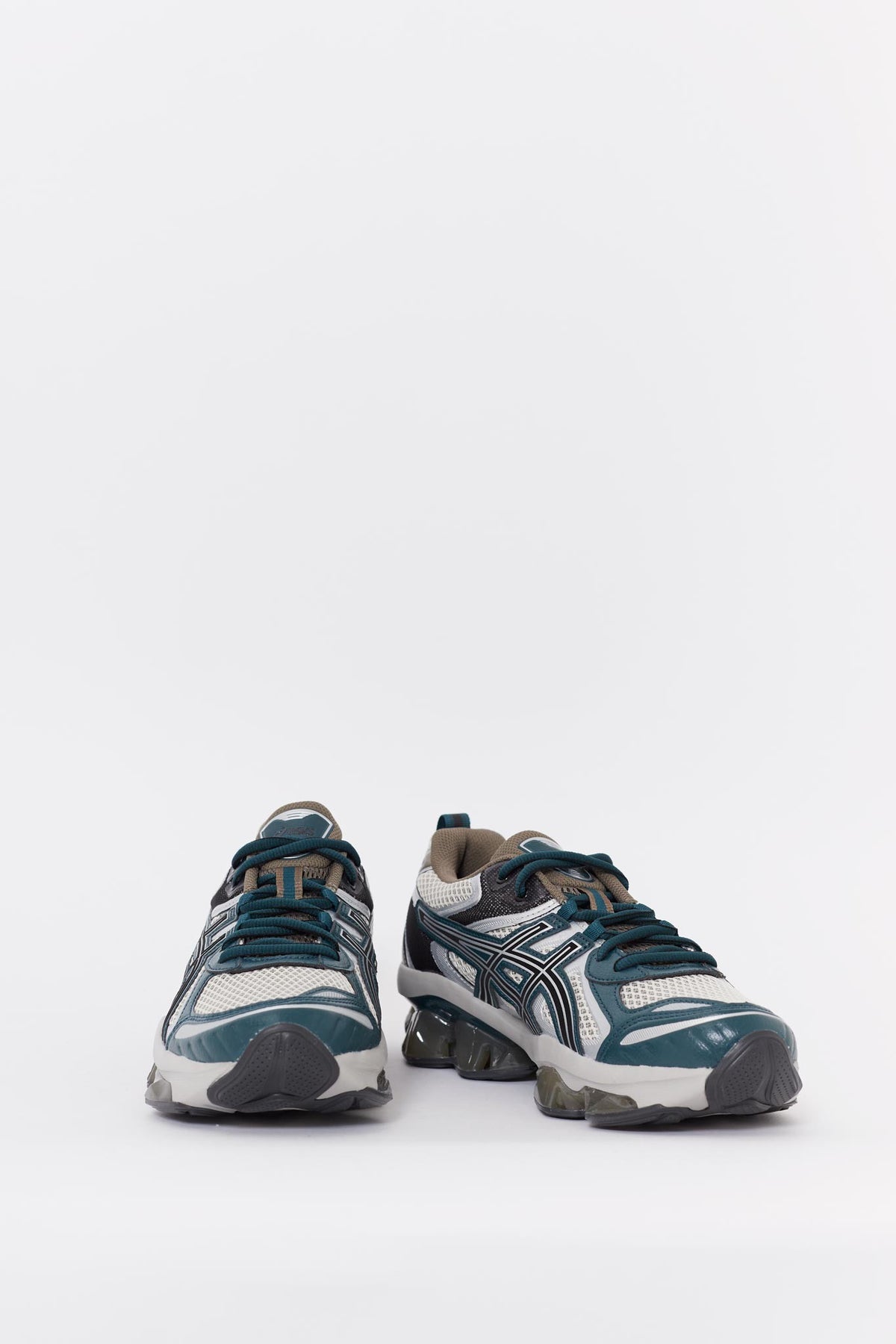 ASICS OATMEAL GEL QUANTUM KINETIC SNEAKERS