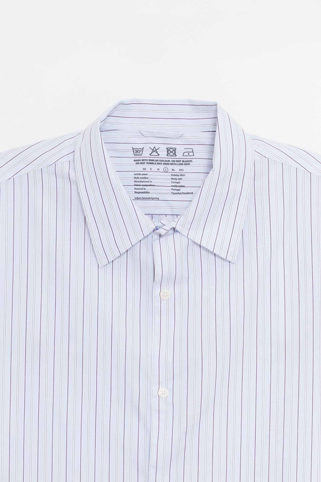 MFPEN LIGHT BLUE BANKER STRIPE HOLIDAY SHIRT
