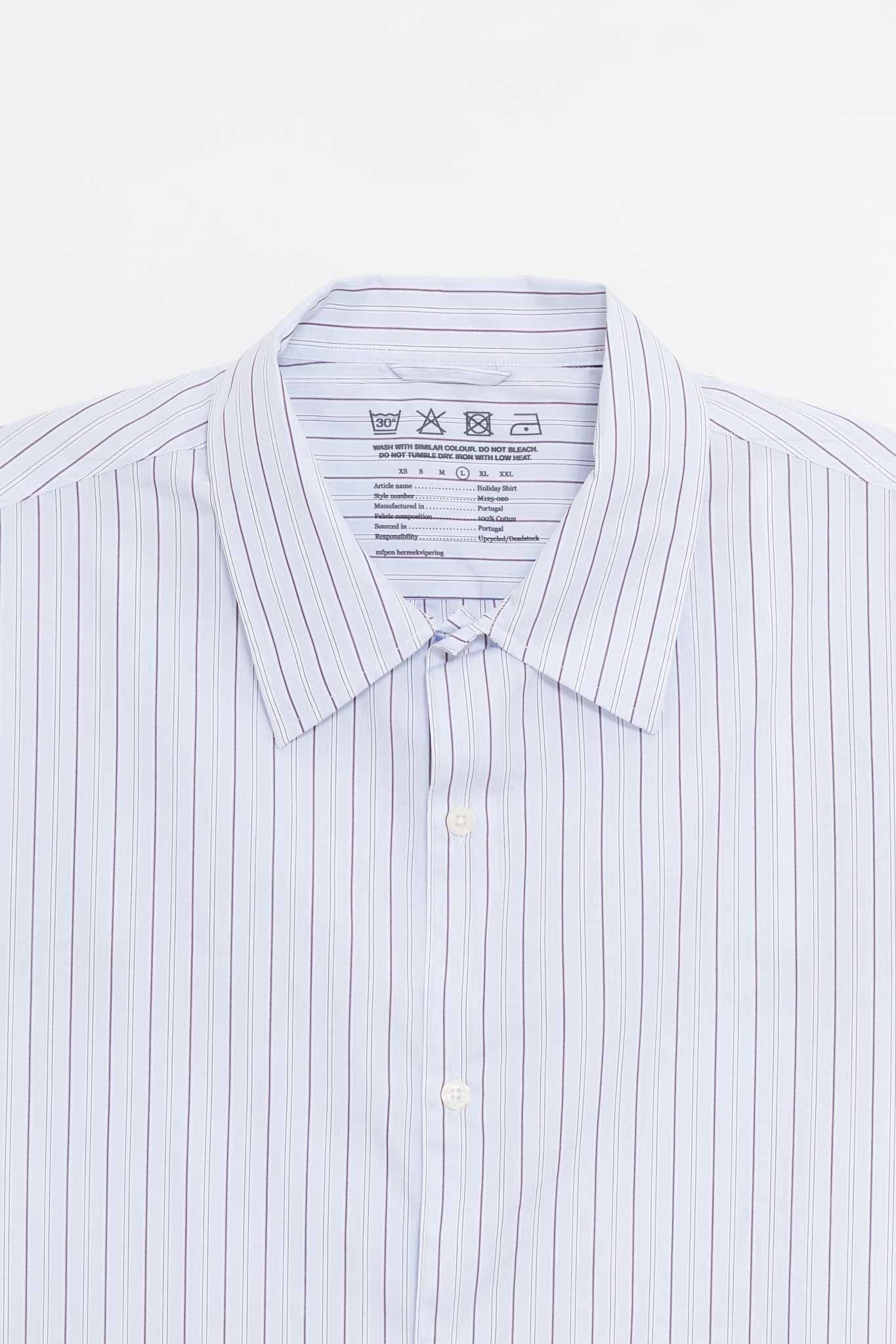 MFPEN LIGHT BLUE BANKER STRIPE HOLIDAY SHIRT