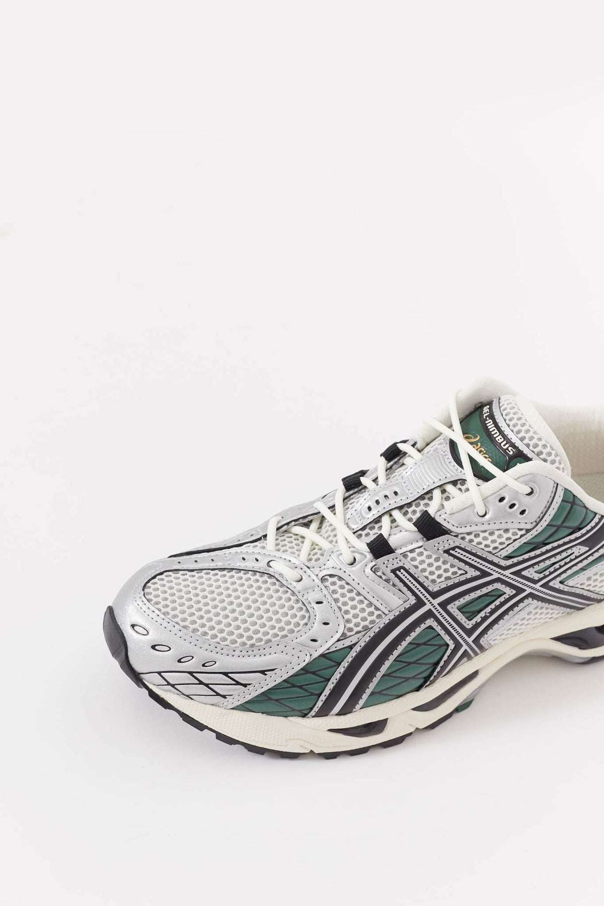 ASICS CREAM GROVE GEL NIMBUS 101 SNEAKERS