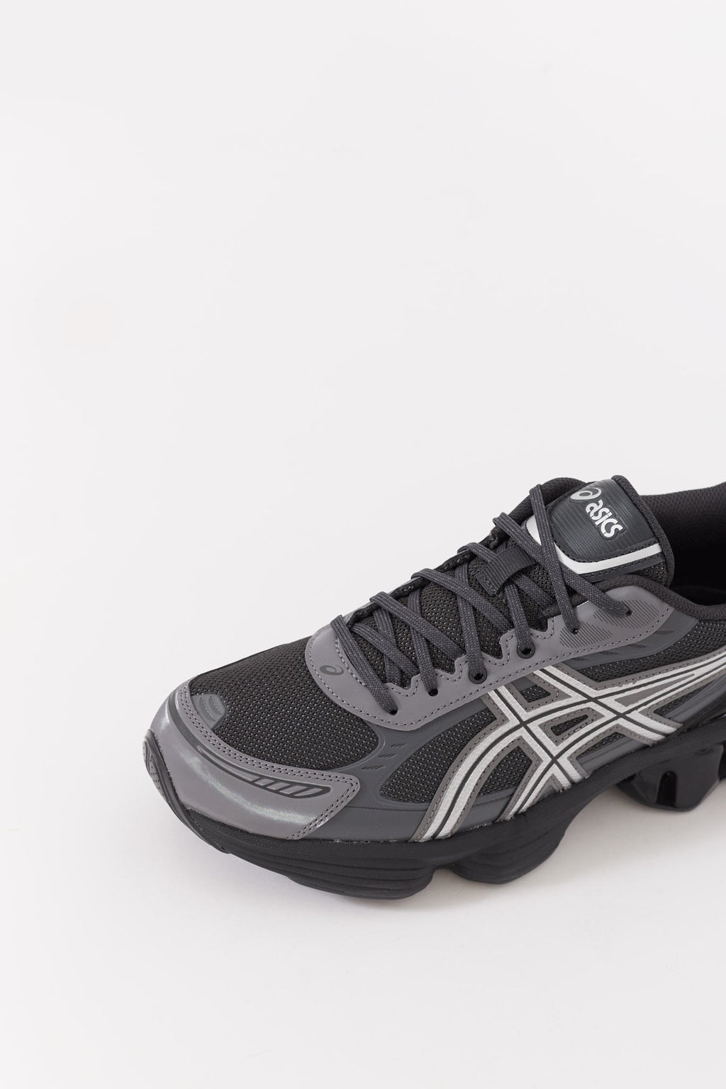 ASICS GRAPHITE GREY GEL KINETIC FLUENT SNEAKERS
