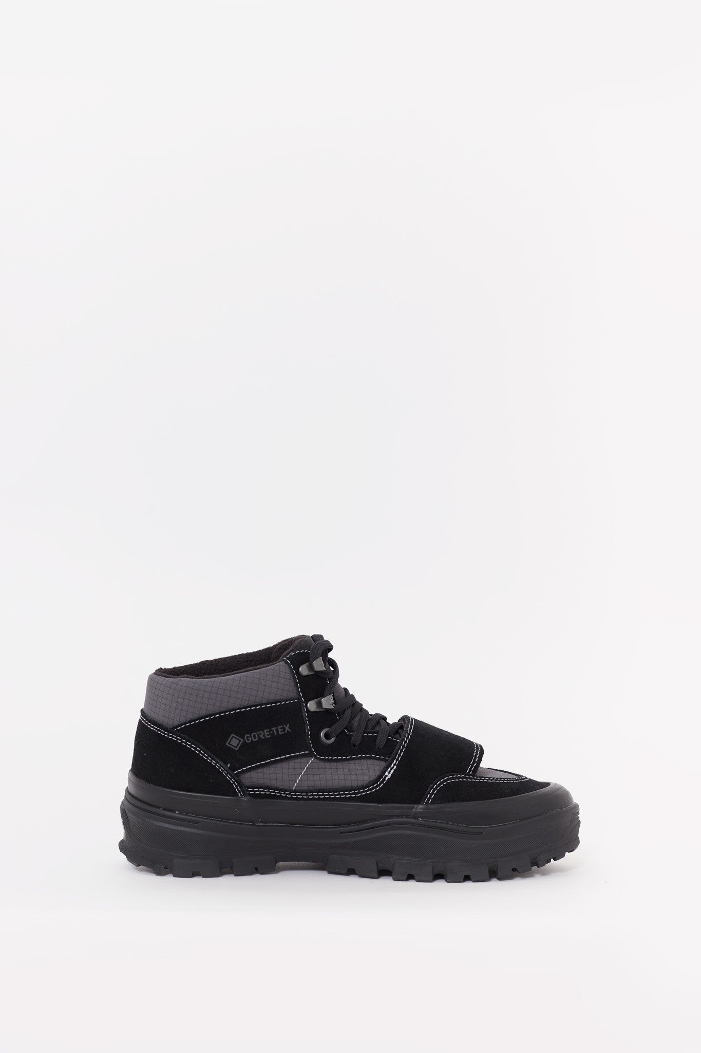VANS OTW BLACK MOUNTAIN MID GTX SNEAKERS