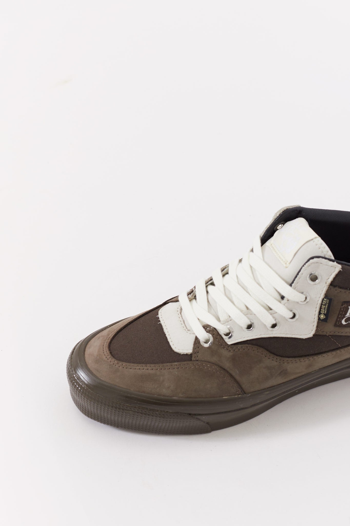 VANS OTW COAL BROWN LX HALF CAB 33 GTX SNEAKERS