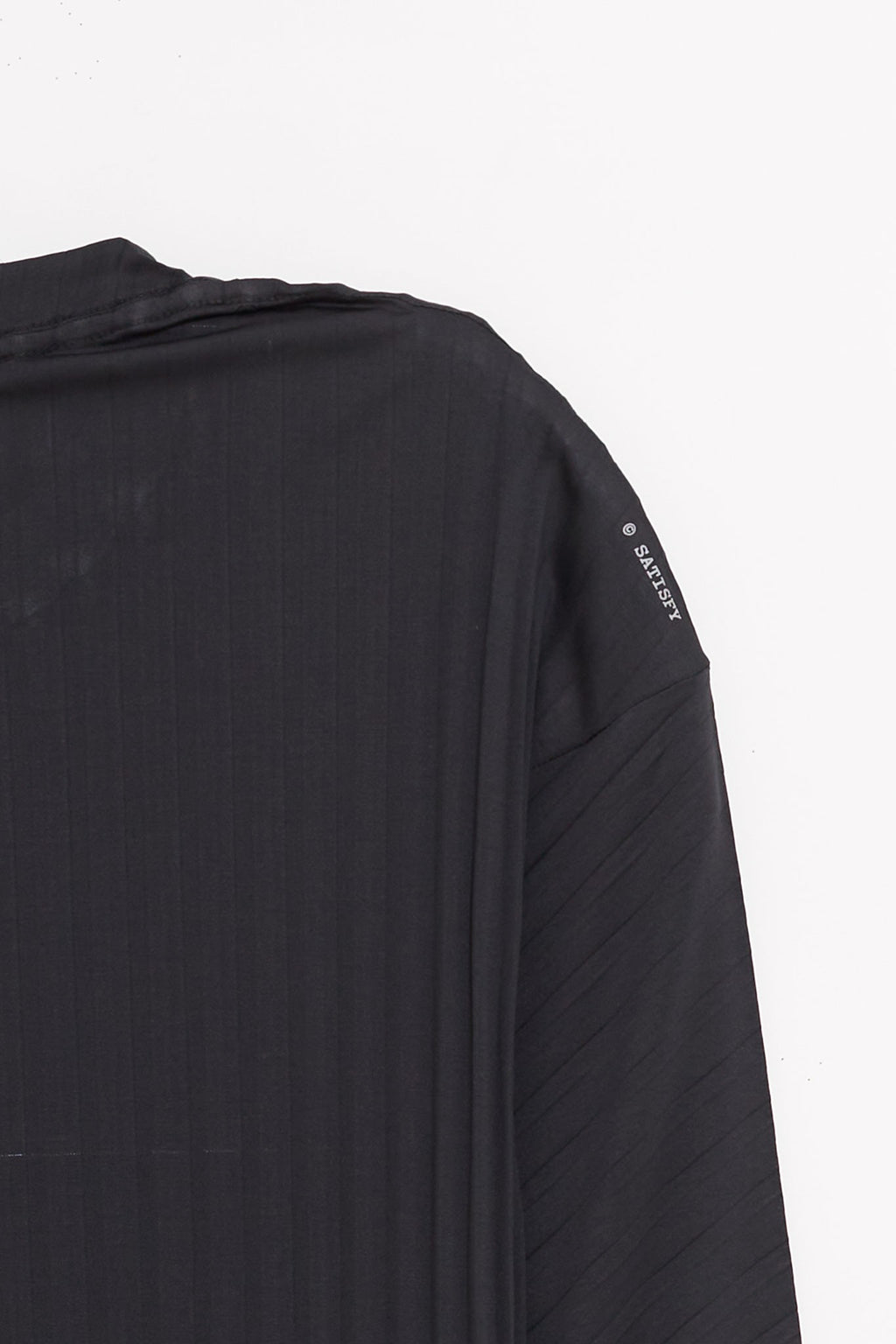 SATISFY BLACK AURALITE PLEATED LS T SHIRT